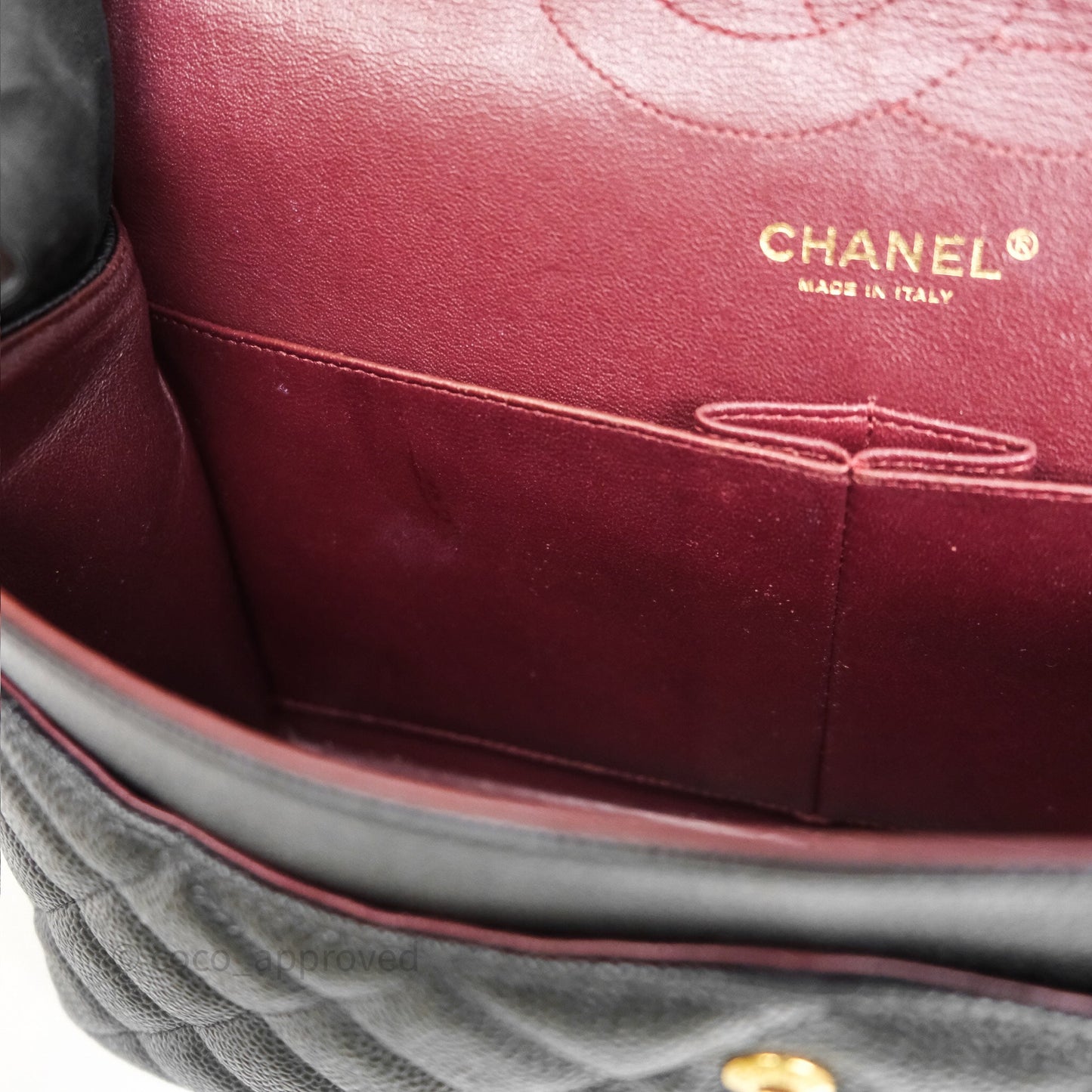 Chanel Jumbo Double Flap Quilted Black Caviar Gold Hardware⁣⁣