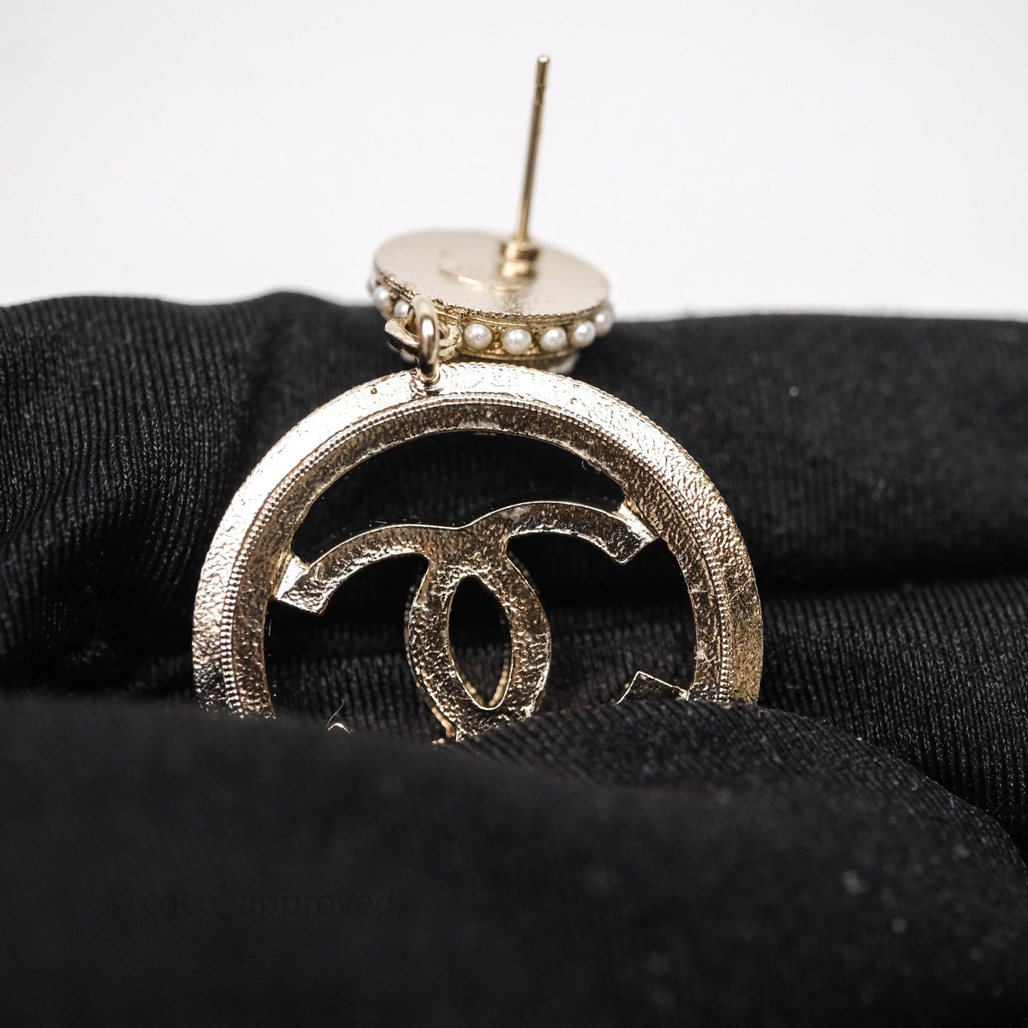 Chanel Pearl CC Round Drop Earrings Gold Tone 19V