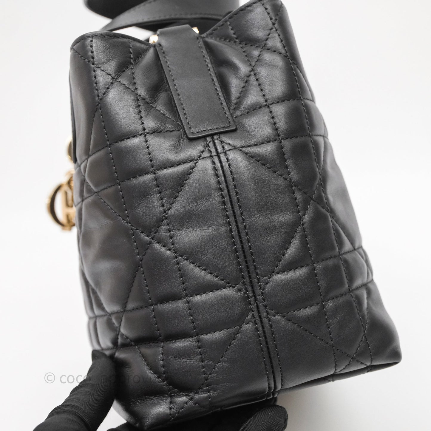 Christian Dior Small Toujours Vertical Tote Bag Black Macrocannage Calfskin Gold Hardware