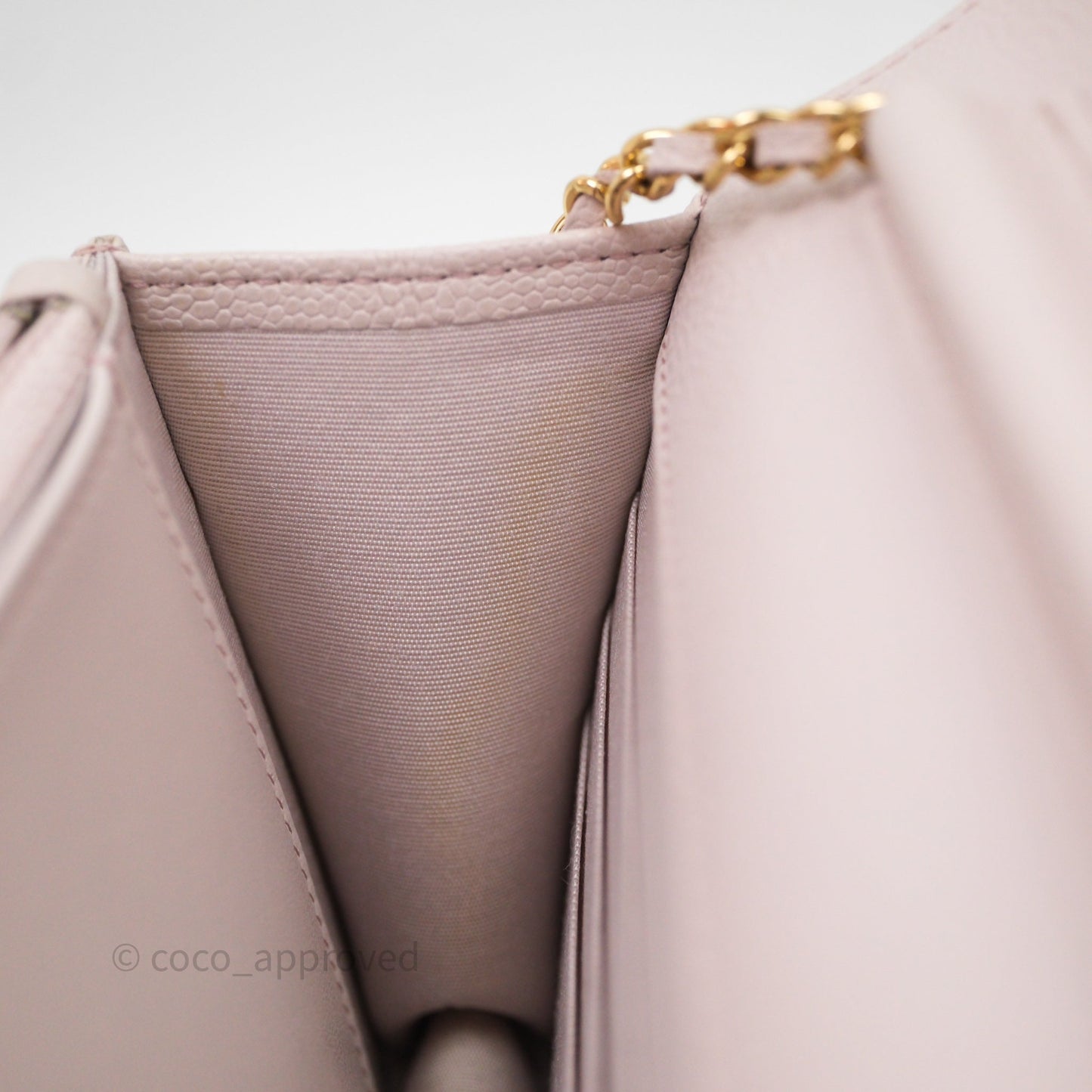Chanel WOC Wallet On Chain CC Coco Chain Quilted Lilac Caviar Gold Hardware