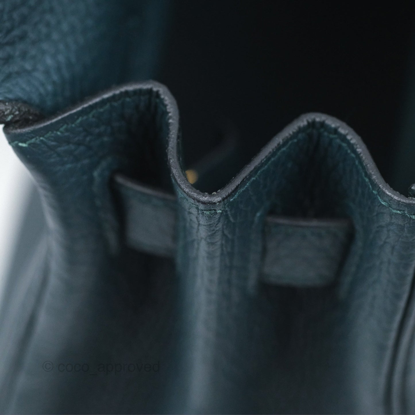 Hermès Kelly 28 Retourne Dark Green Clemence Gold Hardware
