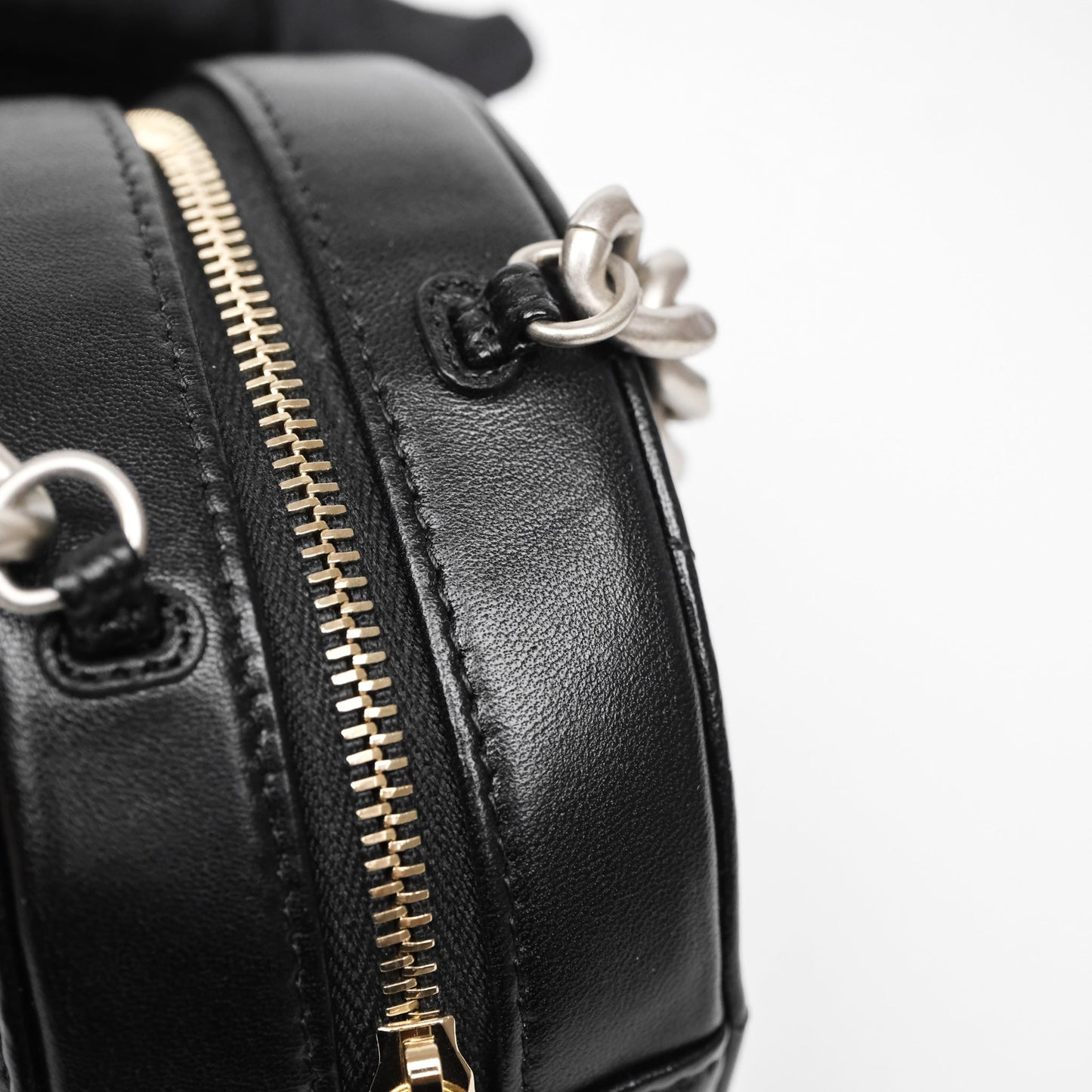 Chanel 19 Round Clutch With Chain Black Mixed Hardware