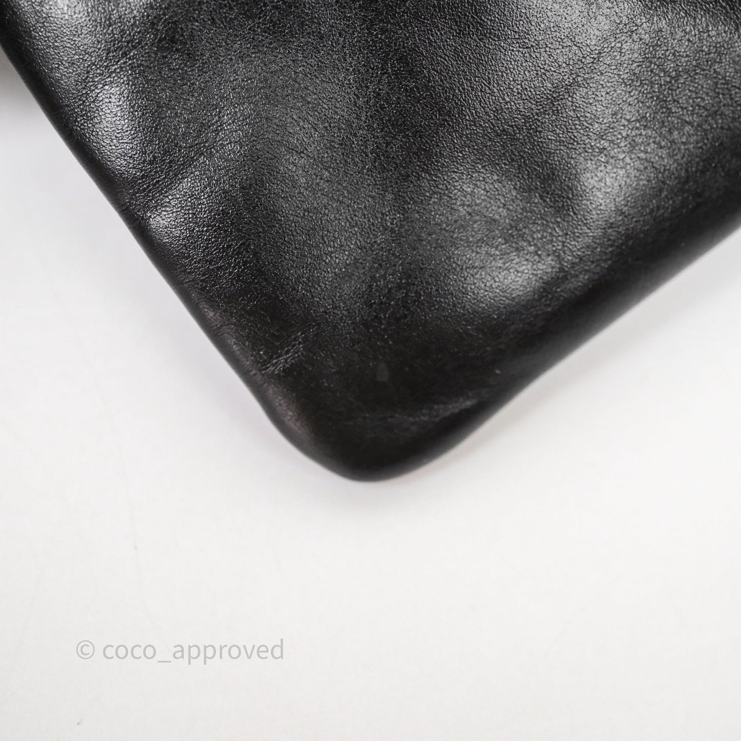 Chanel 22 Bag Medium Black Crumpled Calfskin Aged Gold Hardware