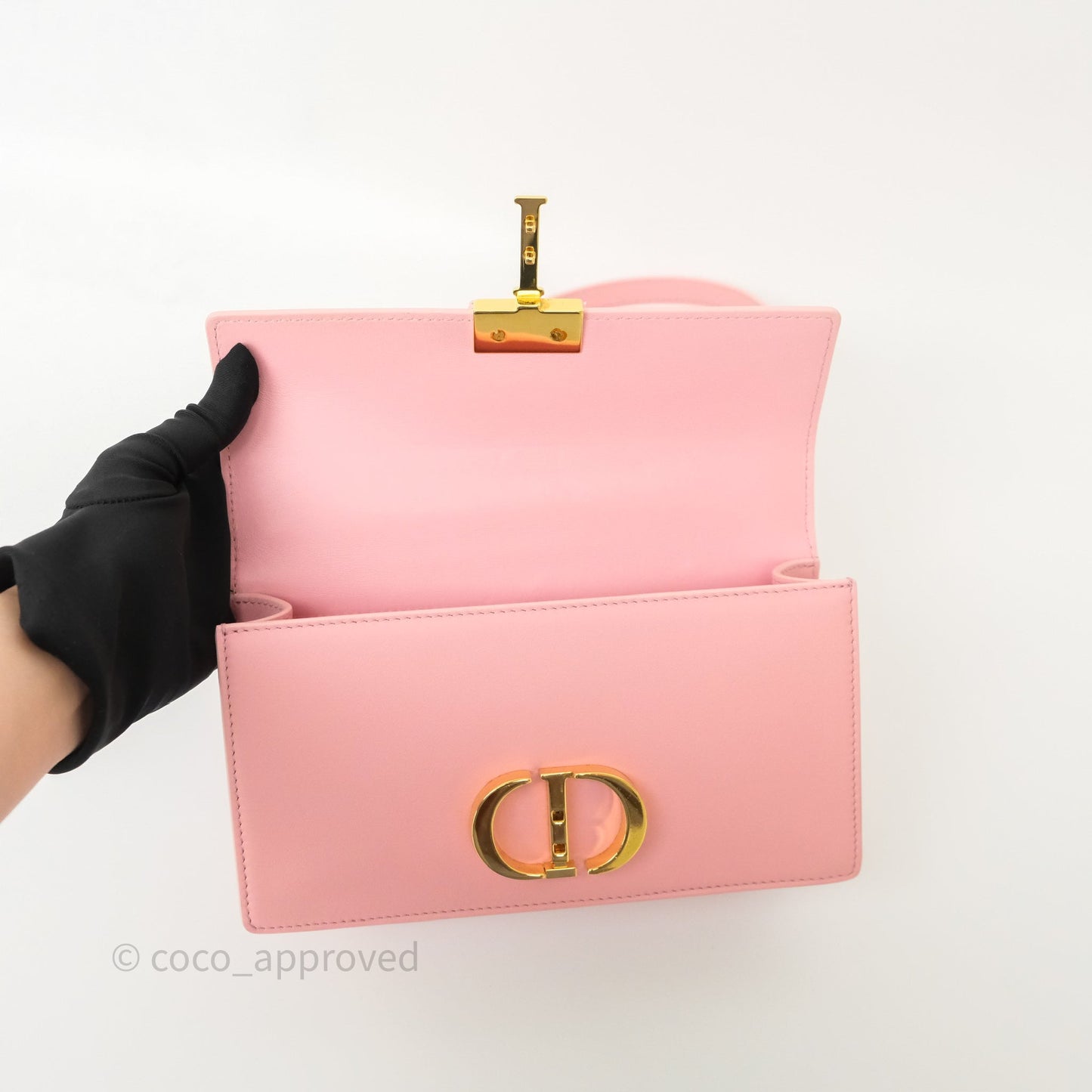 Dior 30 Montaigne East-West Chain Bag Pink