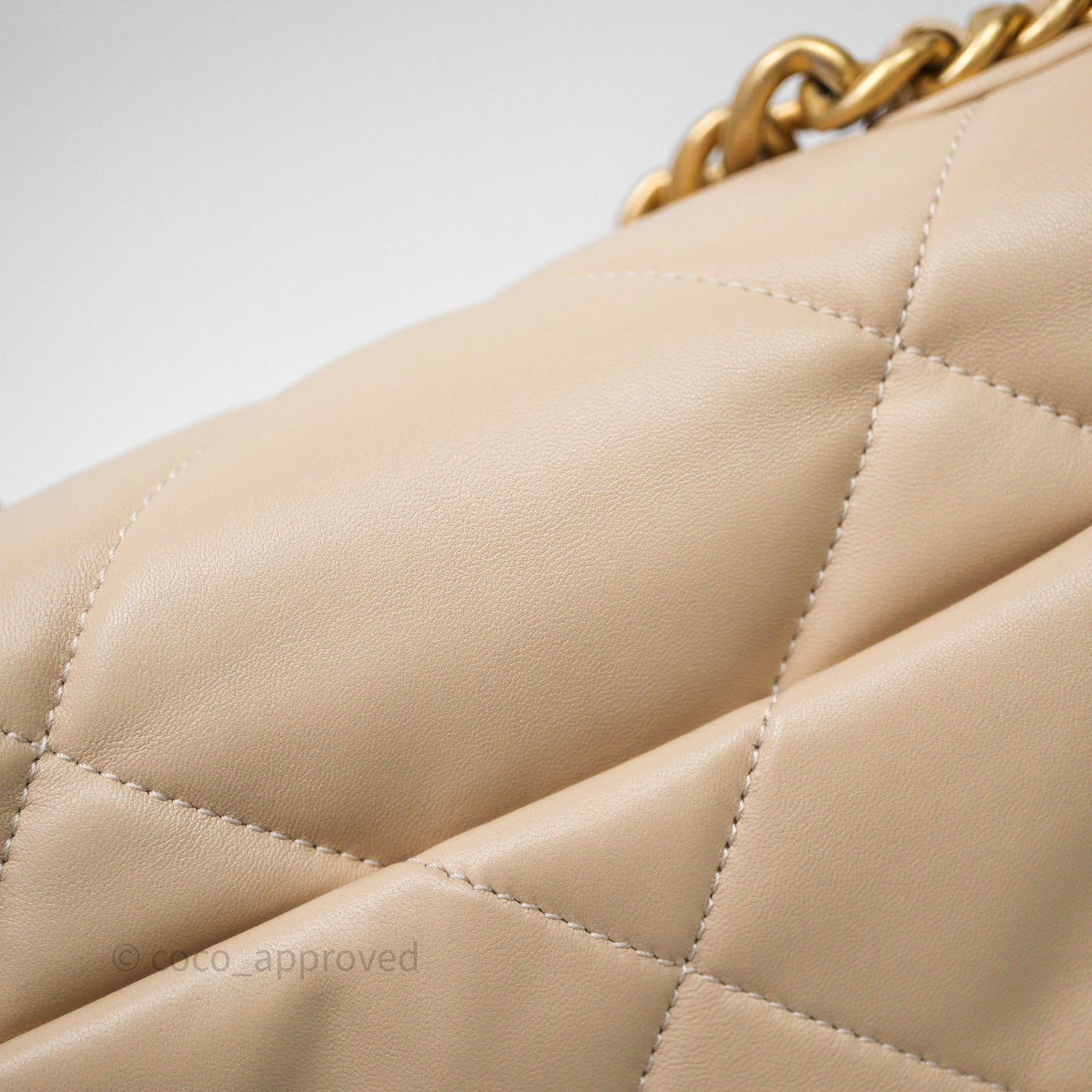 Chanel 19 Small Beige Lambskin Mixed Hardware