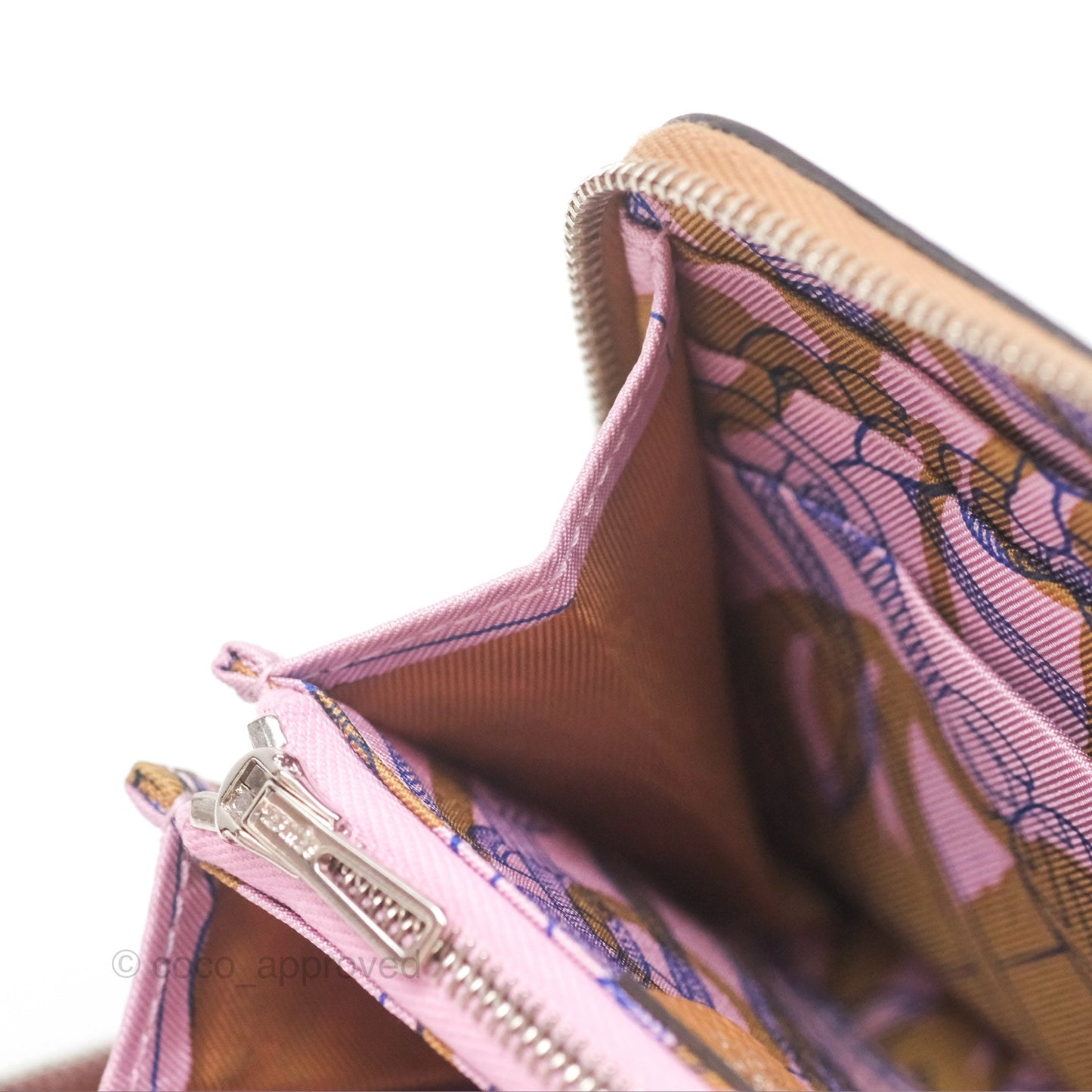 Hermès Silk In Compact Wallet Chai Epsom