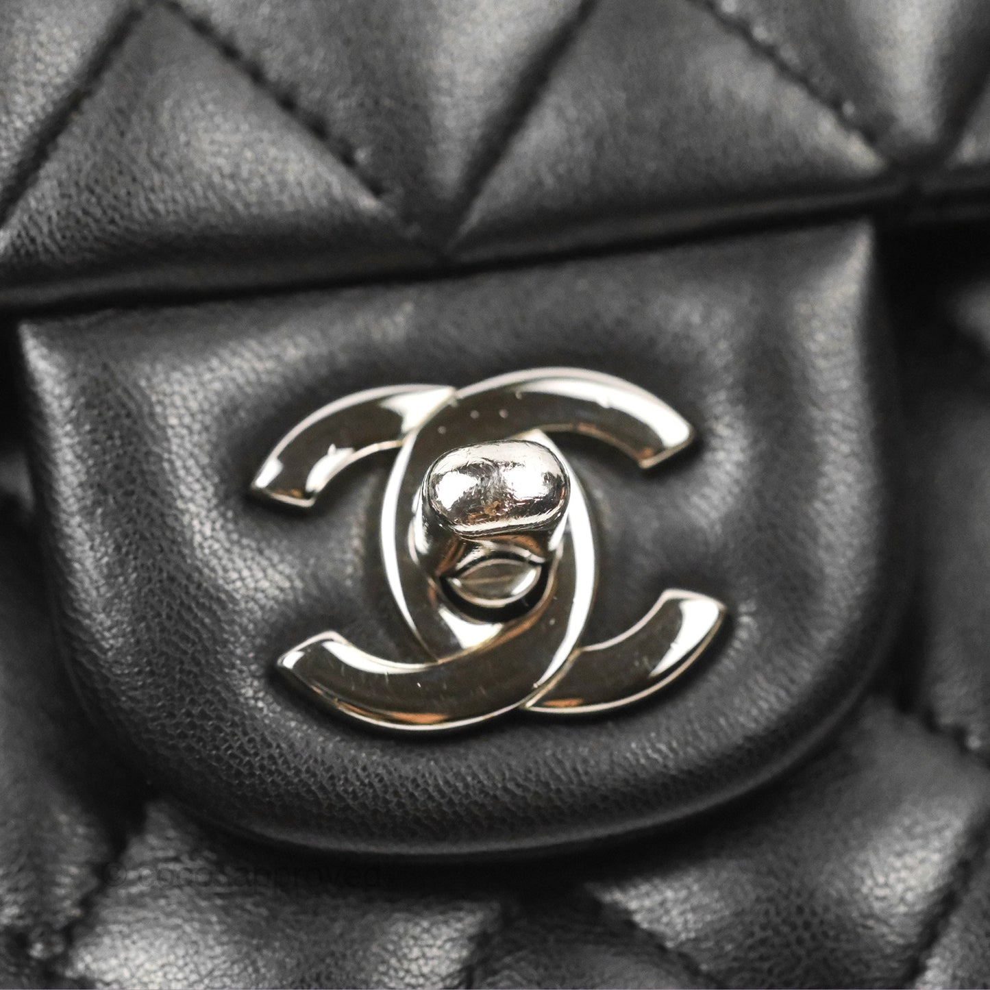 Chanel Classic M/L Medium Flap Quilted Black Lambskin Silver Hardware