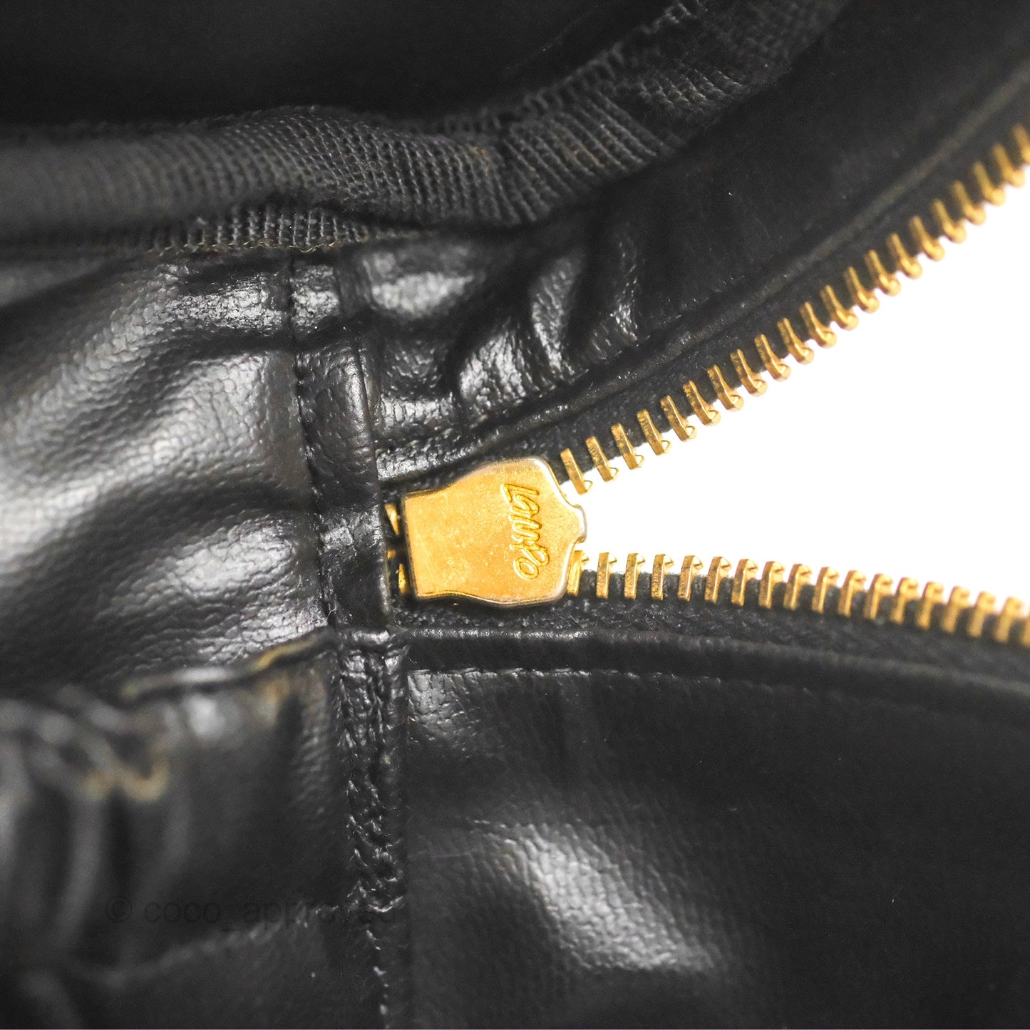 Chanel Vintage Vanity Case Black Caviar Gold Hardware