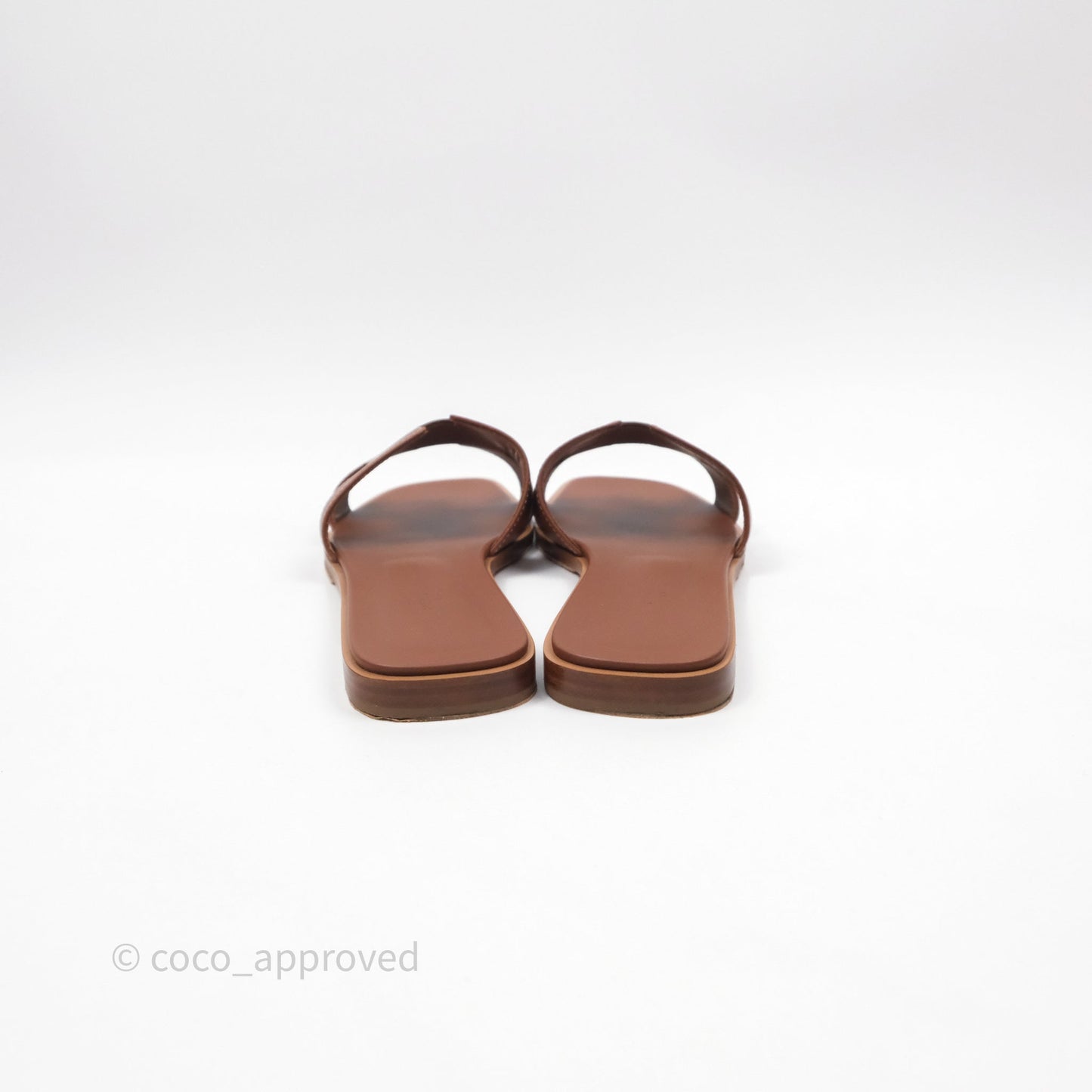 Hermès Oran Sandals in Gold Size 39