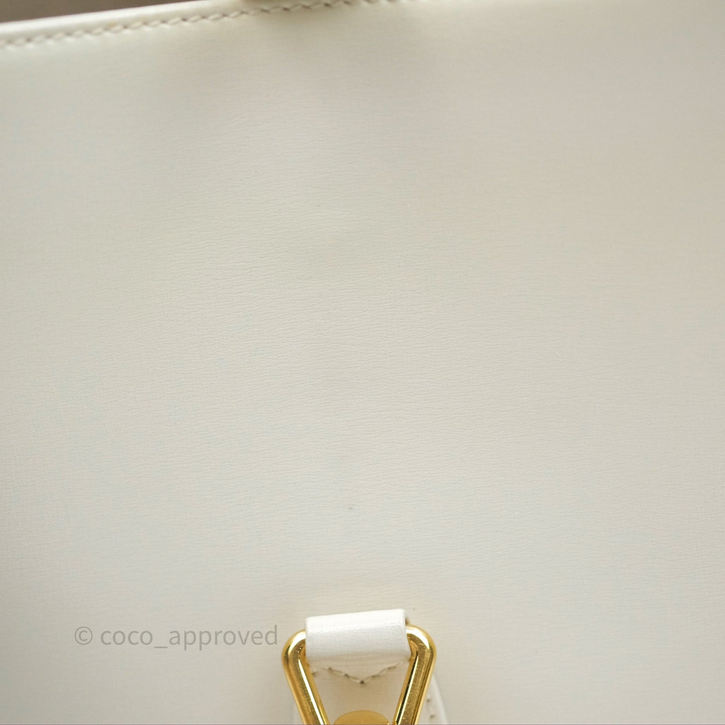 Gucci Jackie 1961 White Small Shoulder Bag Gold Hardware