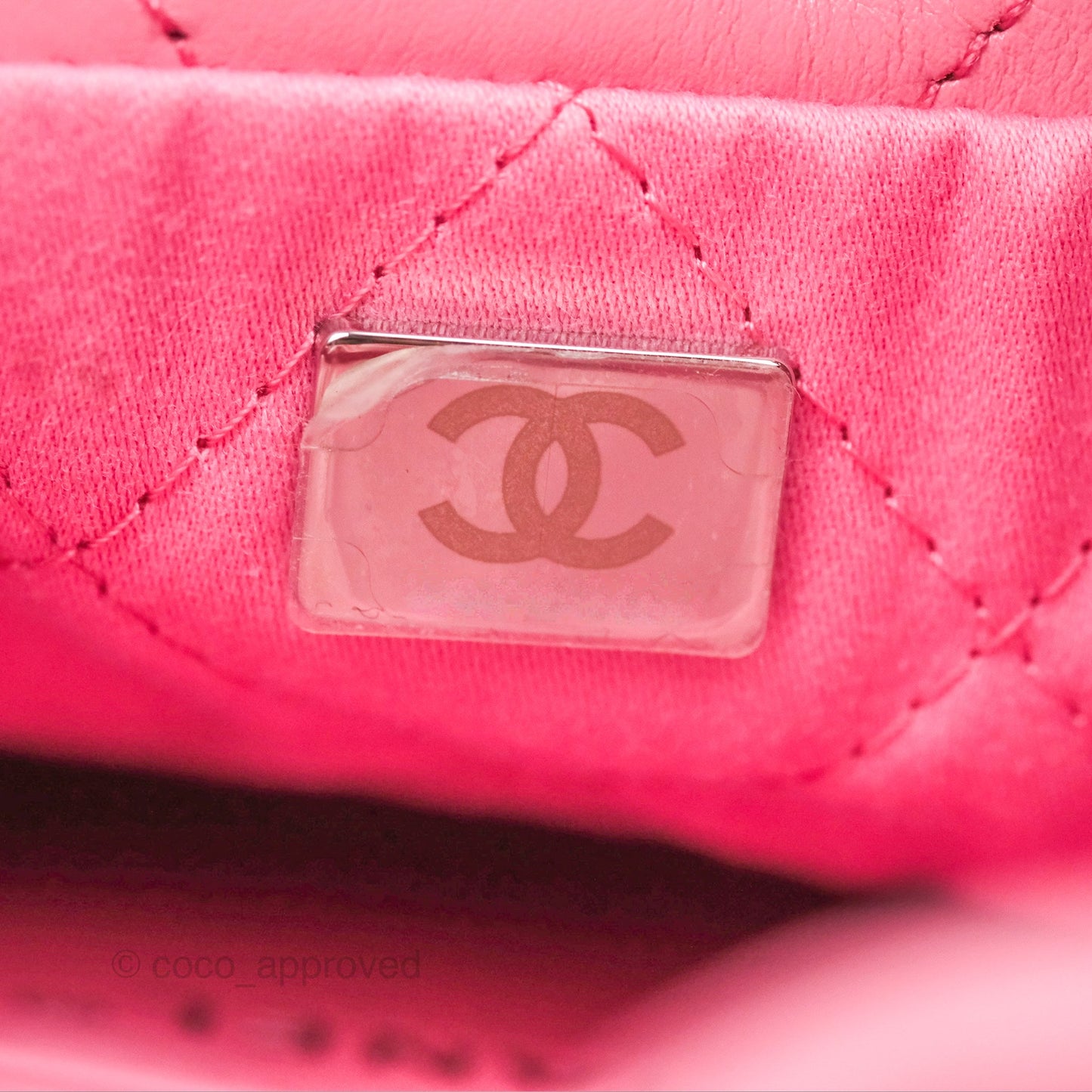 Chanel 22 Mini Bag Pink Crumpled Calfskin Aged Silver Hardware