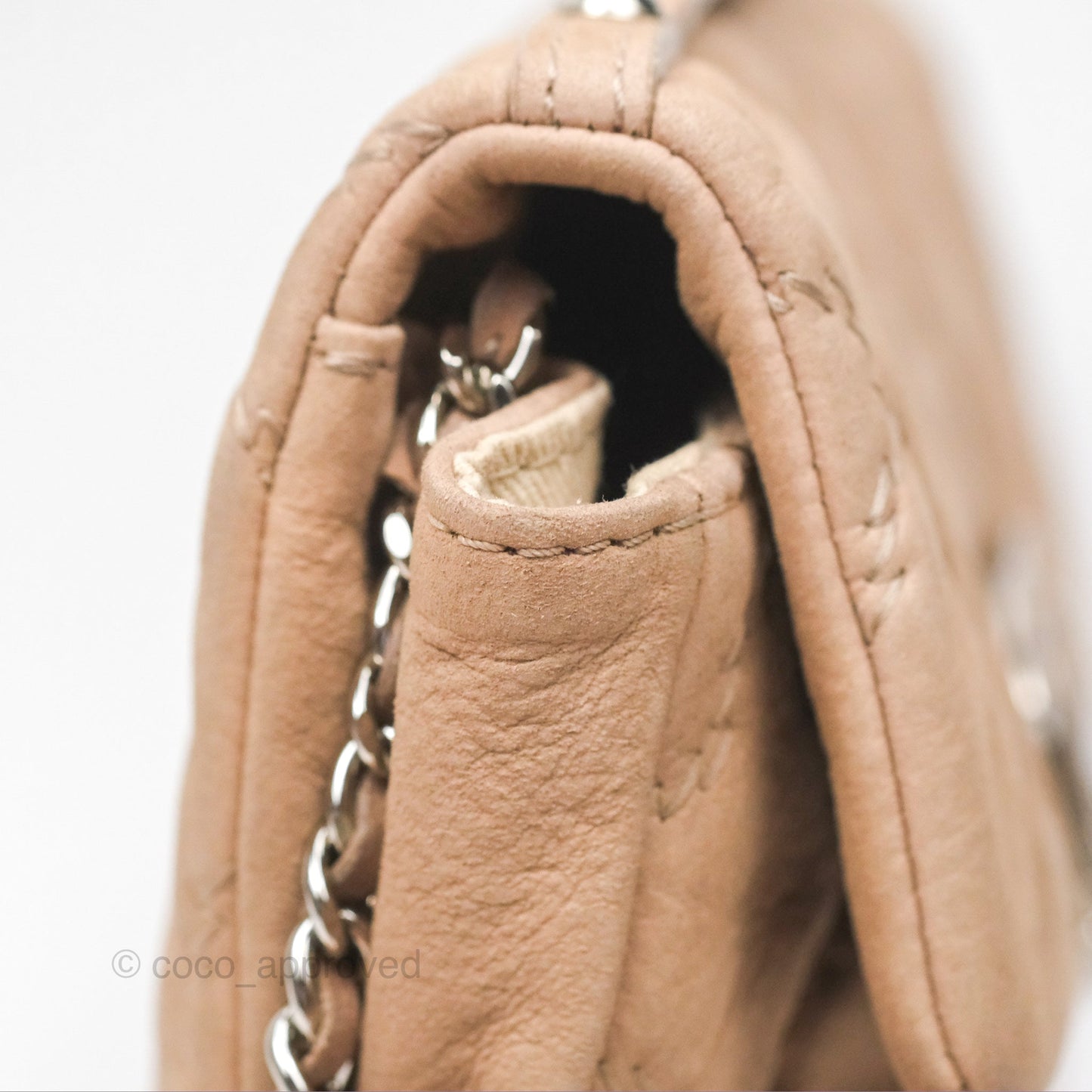 Chanel Double Stitch Hamptons Clutch With Chain Beige Washed Calfskin