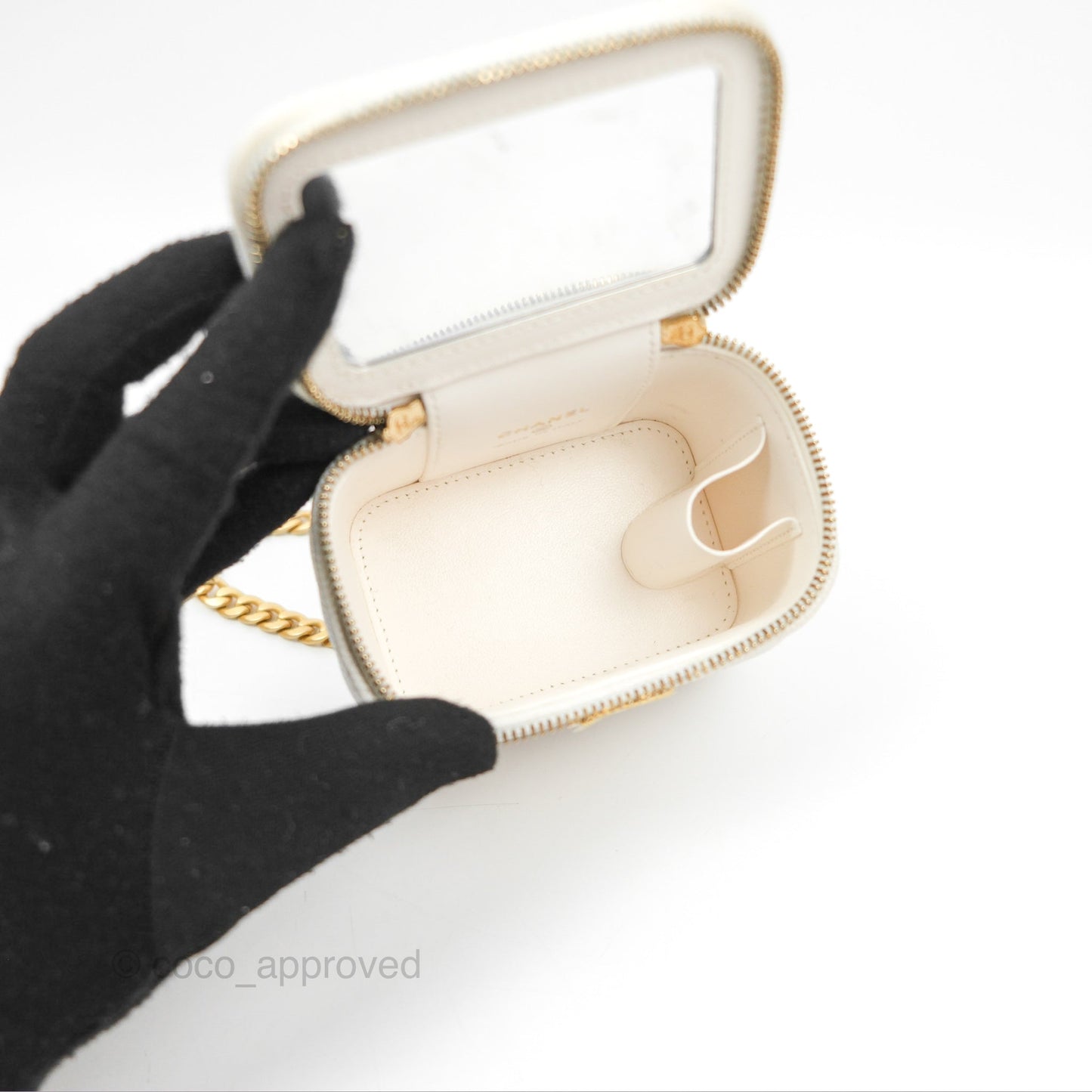 Chanel Quilted Heart Crush Mini Vanity With Chain White Caviar Aged Gold Hardware