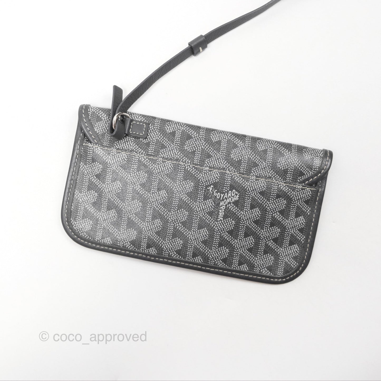 Goyard St Louis Tote PM ⁣⁣⁣⁣⁣⁣⁣⁣⁣⁣⁣⁣⁣⁣⁣⁣⁣⁣⁣⁣Grey