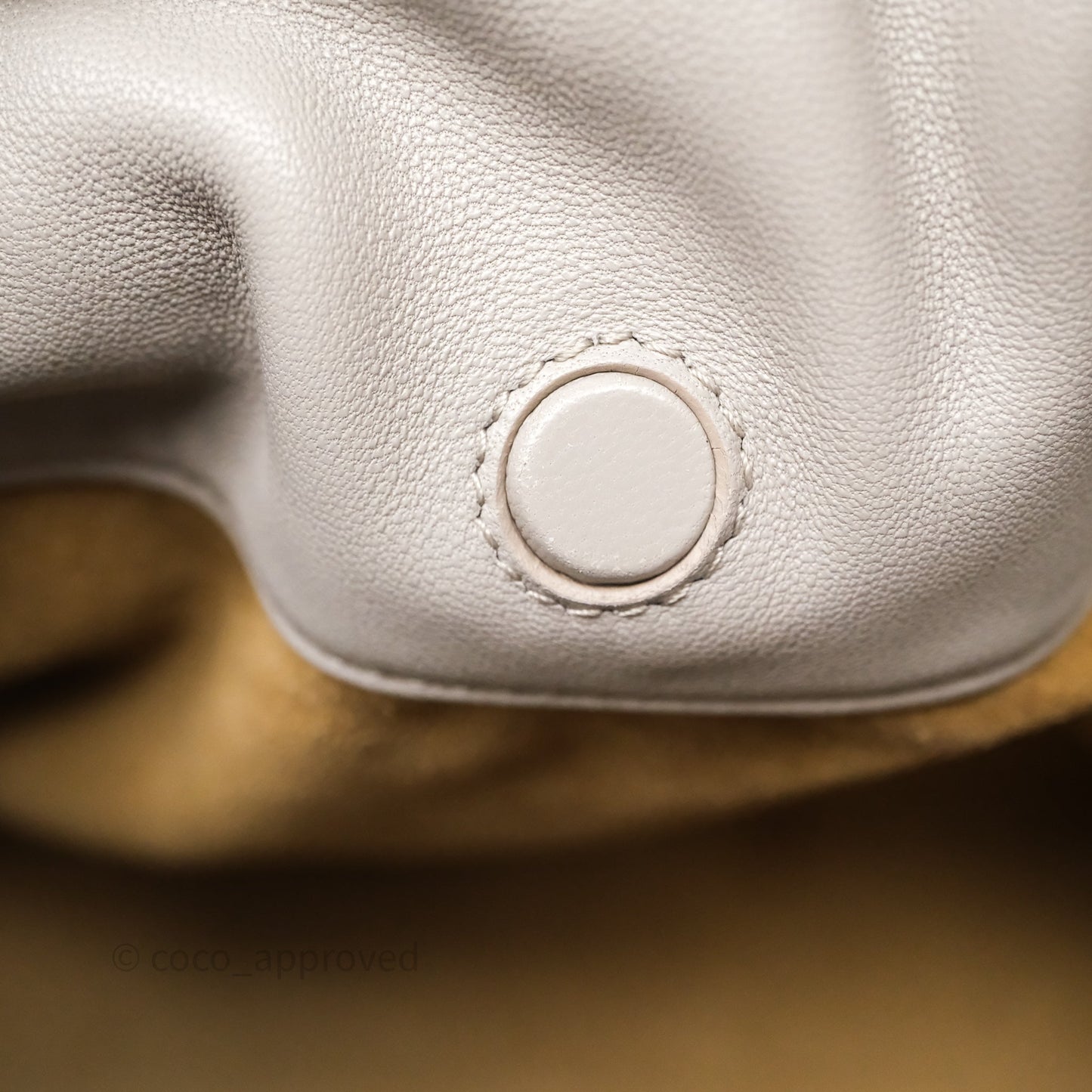 Loewe Medium Flamenco Purse in Mellow Nappa Lambskin Shell Grey