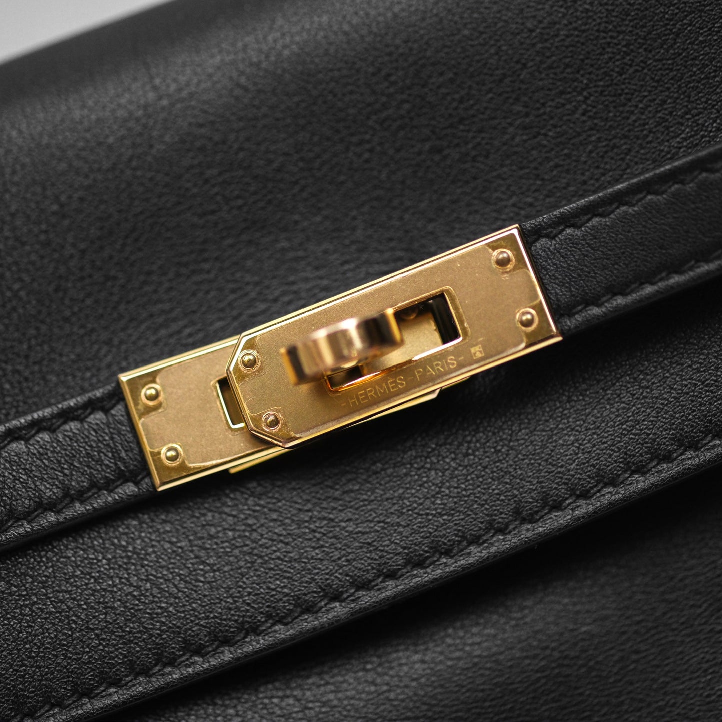 Hermès Kelly Danse II Bag Black Noir 89 Swift Gold Hardware