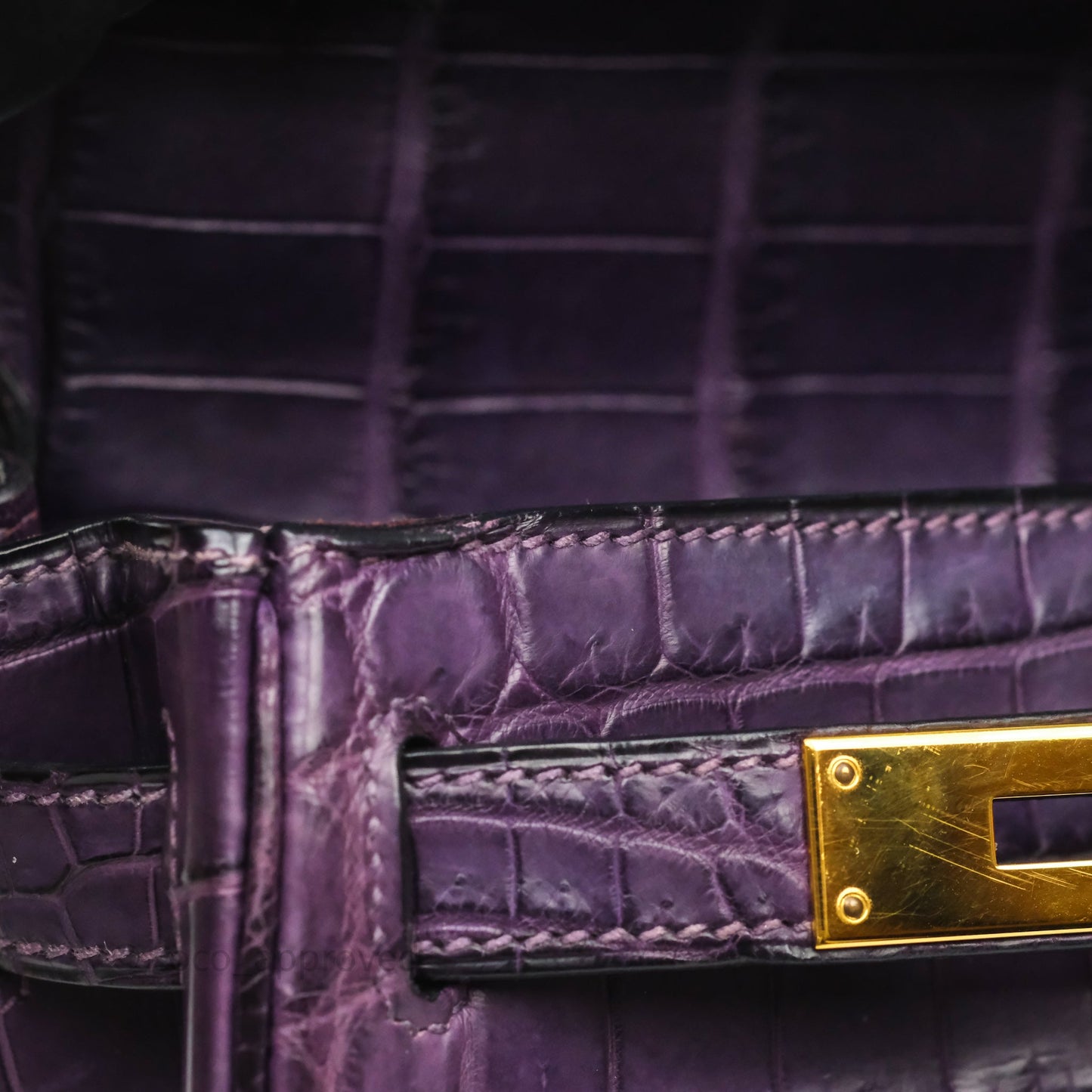 Hermès Kelly 28 Purple Crocodile Gold Hardware