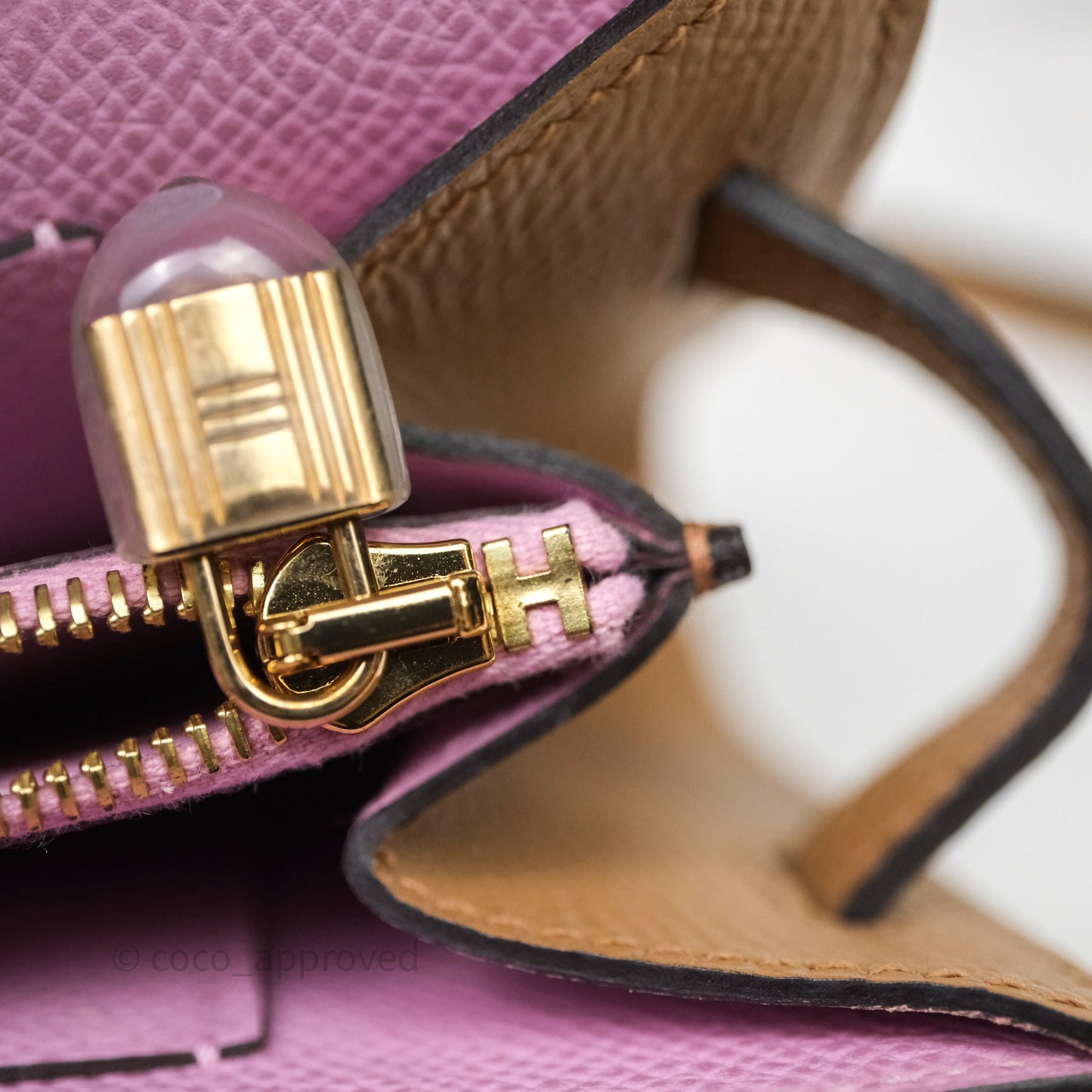Hermès Kelly To Go Wallet Chai 0M Epsom Gold Hardware