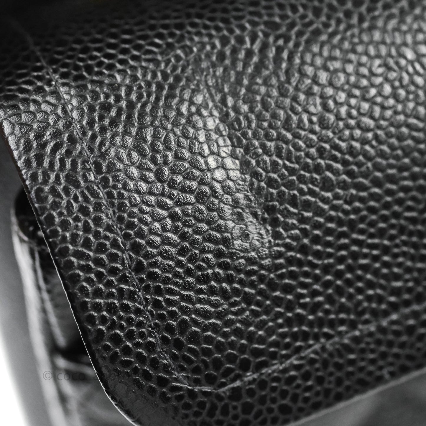 Chanel Vintage Quilted M/L Medium Double Flap Black Caviar 24K Gold Hardware