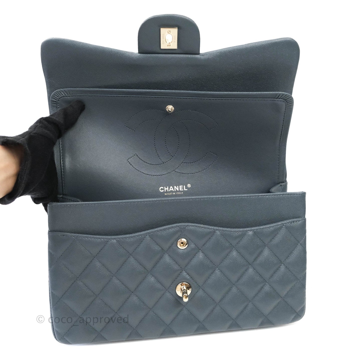 Chanel Jumbo Double Flap Grey Caviar Gold Hardware⁣⁣ 18B