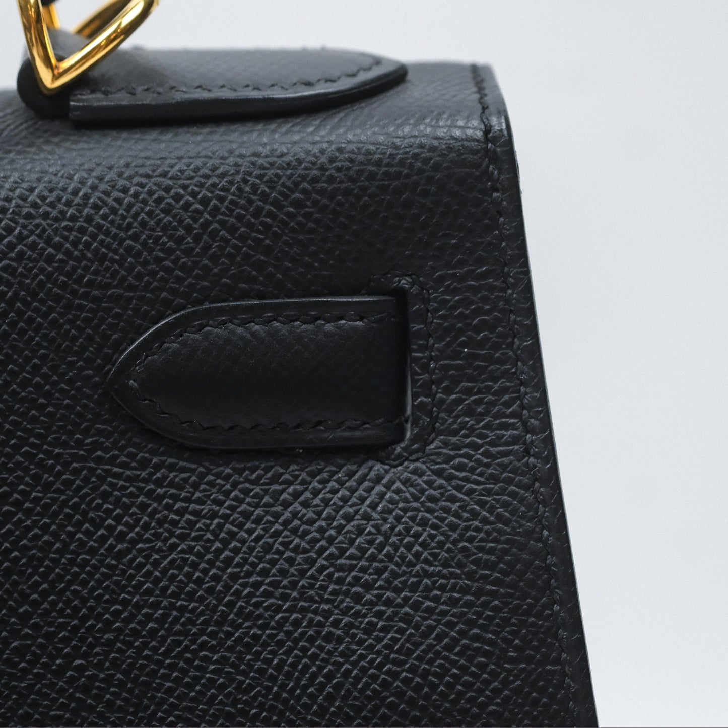 Hermès Kelly 28 Sellier Noir Black 89 Epsom Gold Hardware