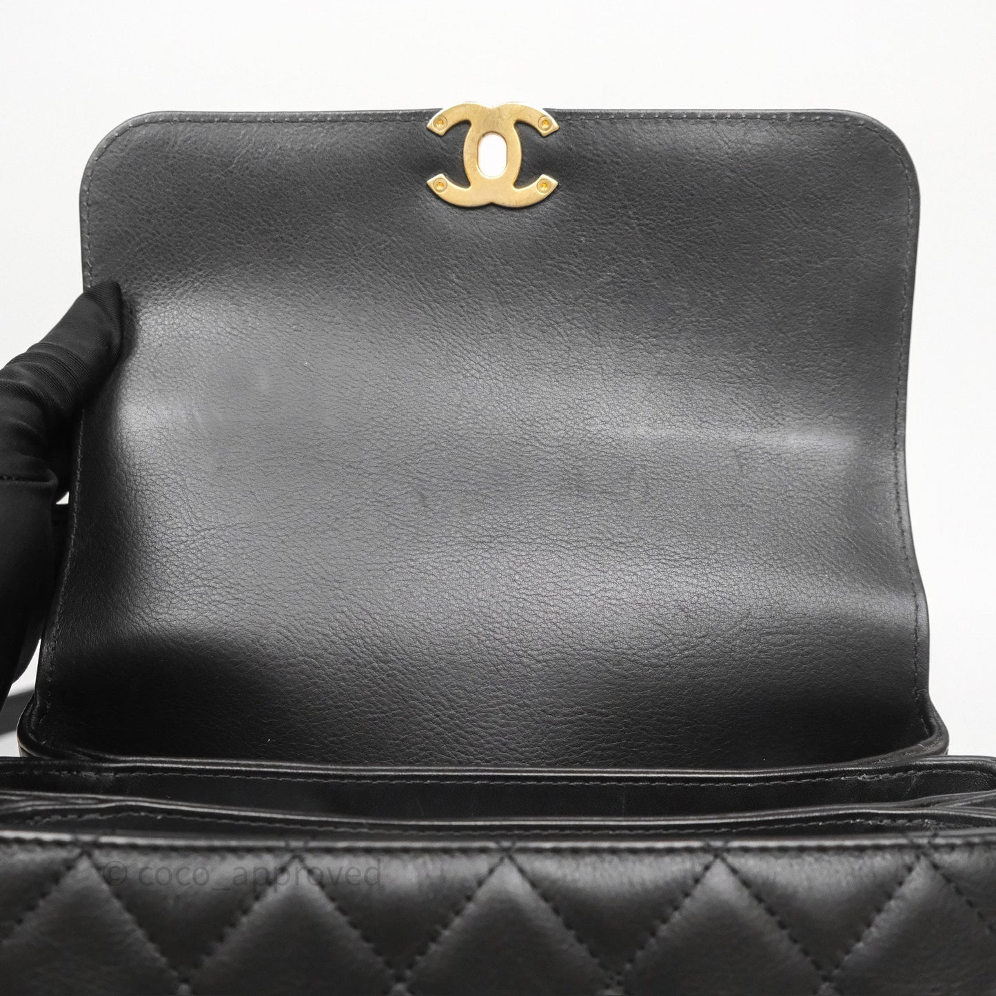 Chanel Side Chain Compartment Flap Black Calfskin Aged Gold Hardware