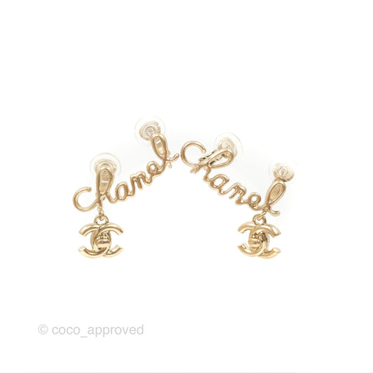 Chanel Logo CC Turnlock Ear Clips Gold Tone 21P