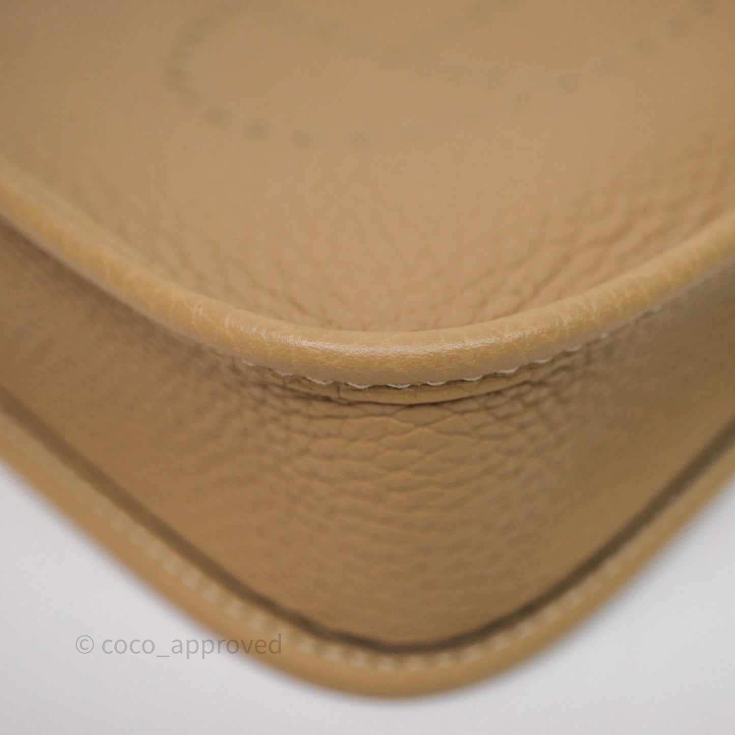 Hermès Mini Evelyne 16 Trench S2 Clemence Gold Hardware