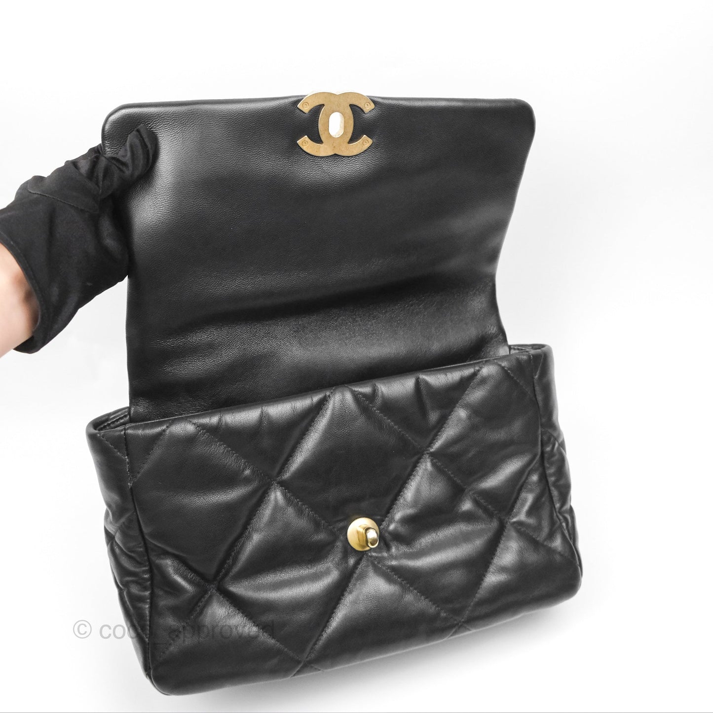 Chanel 19 Medium Black Goatskin Mixed Hardware