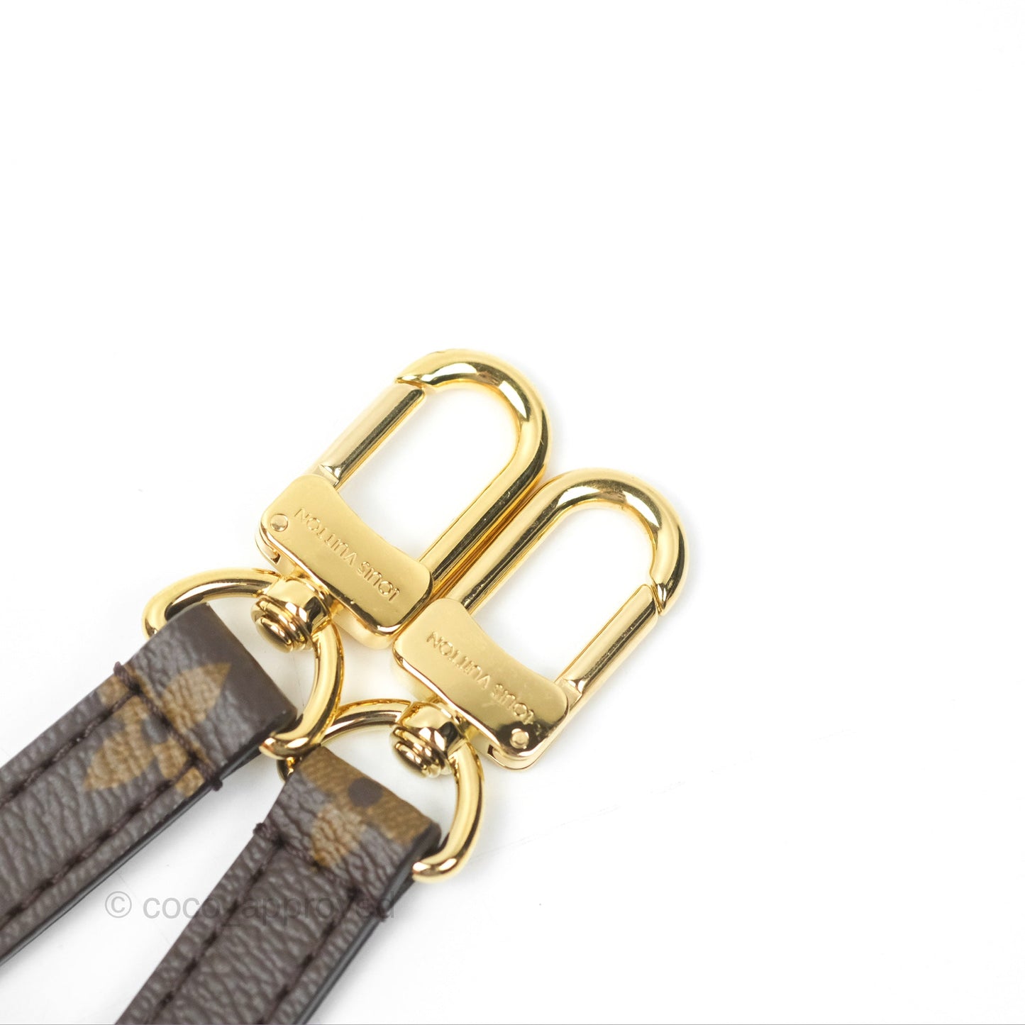 Louis Vuitton Pochette Métis East West Monogram Canvas
