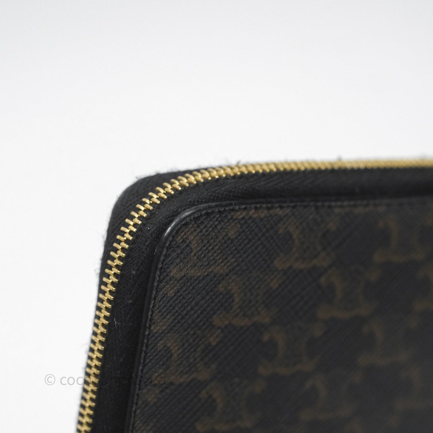 Celine Zipped Purse with Removable Card Holder in Tan Triomphe Canvas/ Lambskin