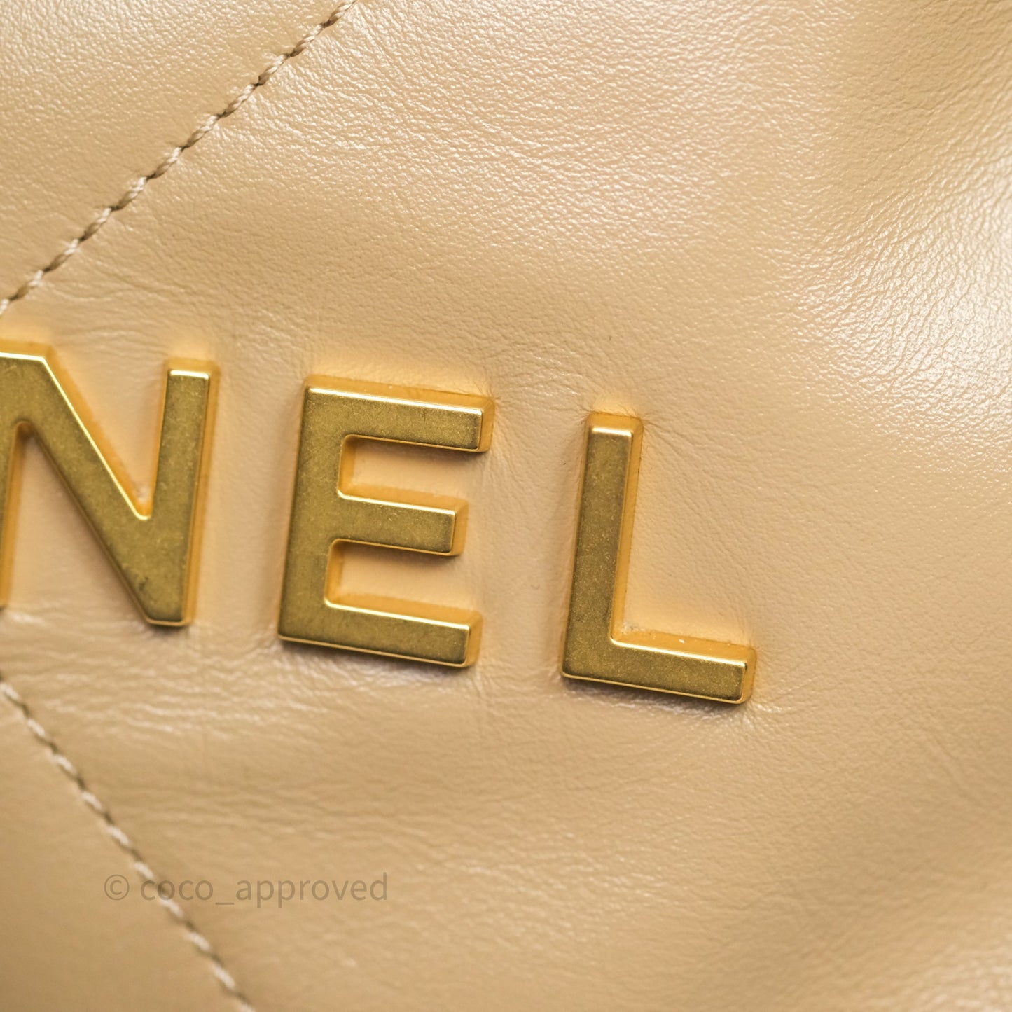 Chanel 22 Mini Bag Beige Shiny Crumpled Calfskin