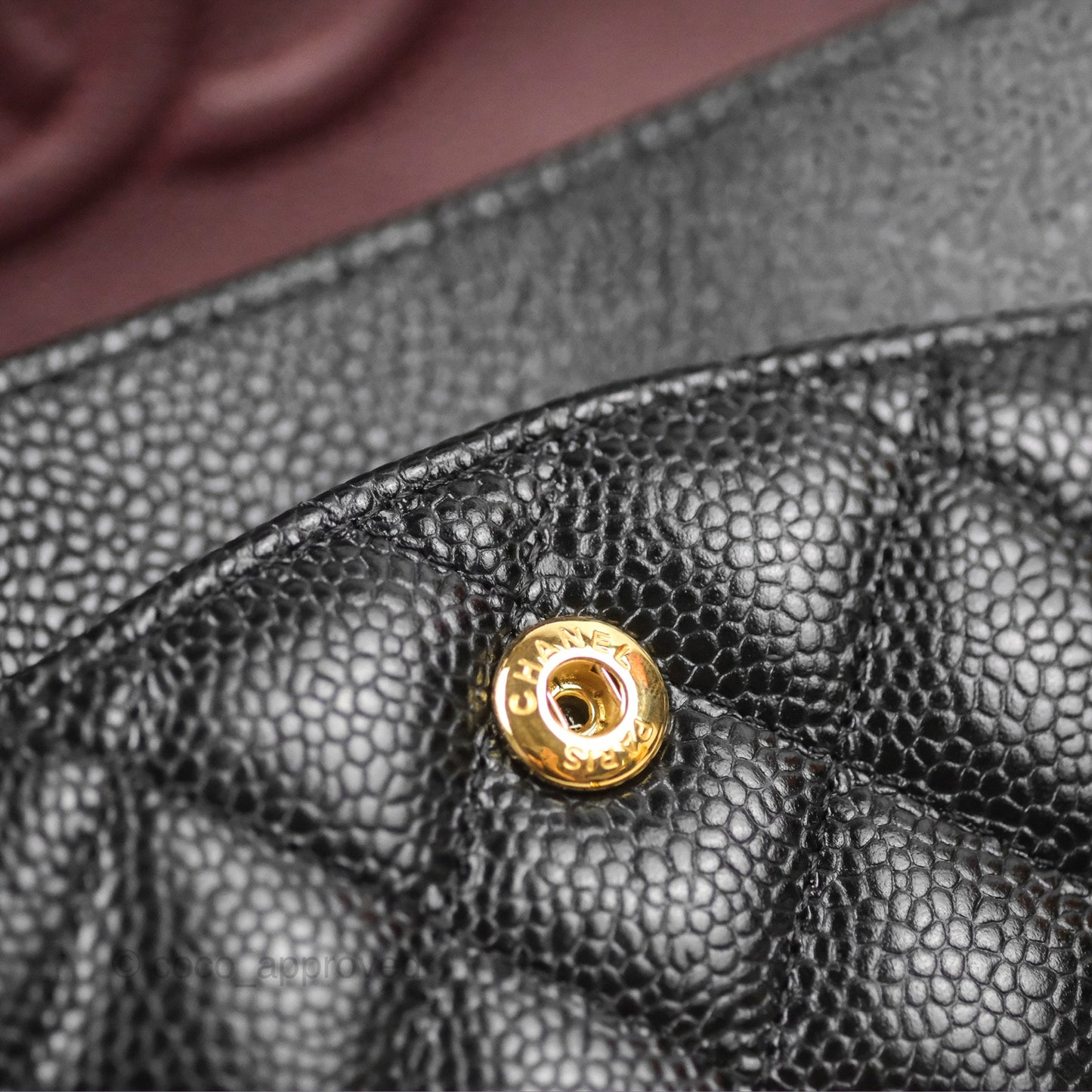 Chanel Classic M/L Medium Flap Quilted Black Caviar Gold Hardware
