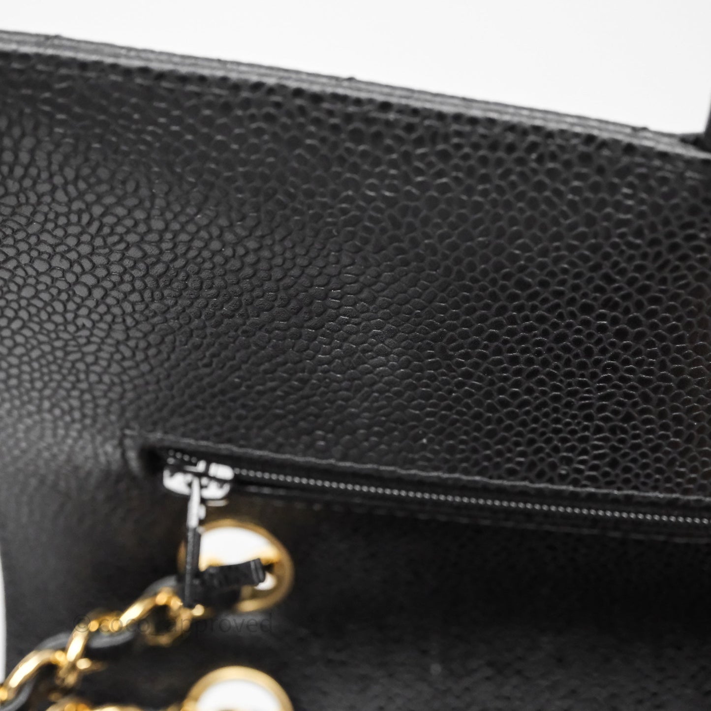 Chanel Classic M/L Medium Flap Quilted Black Caviar Gold Hardware
