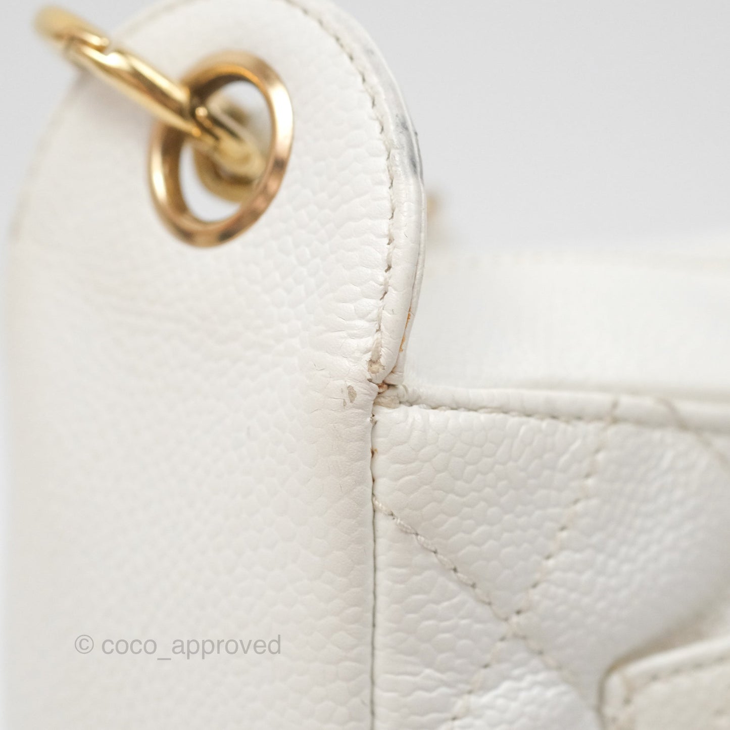 Chanel Vintage CC Quilted Shoulder Bag White Caviar Gold Hardware