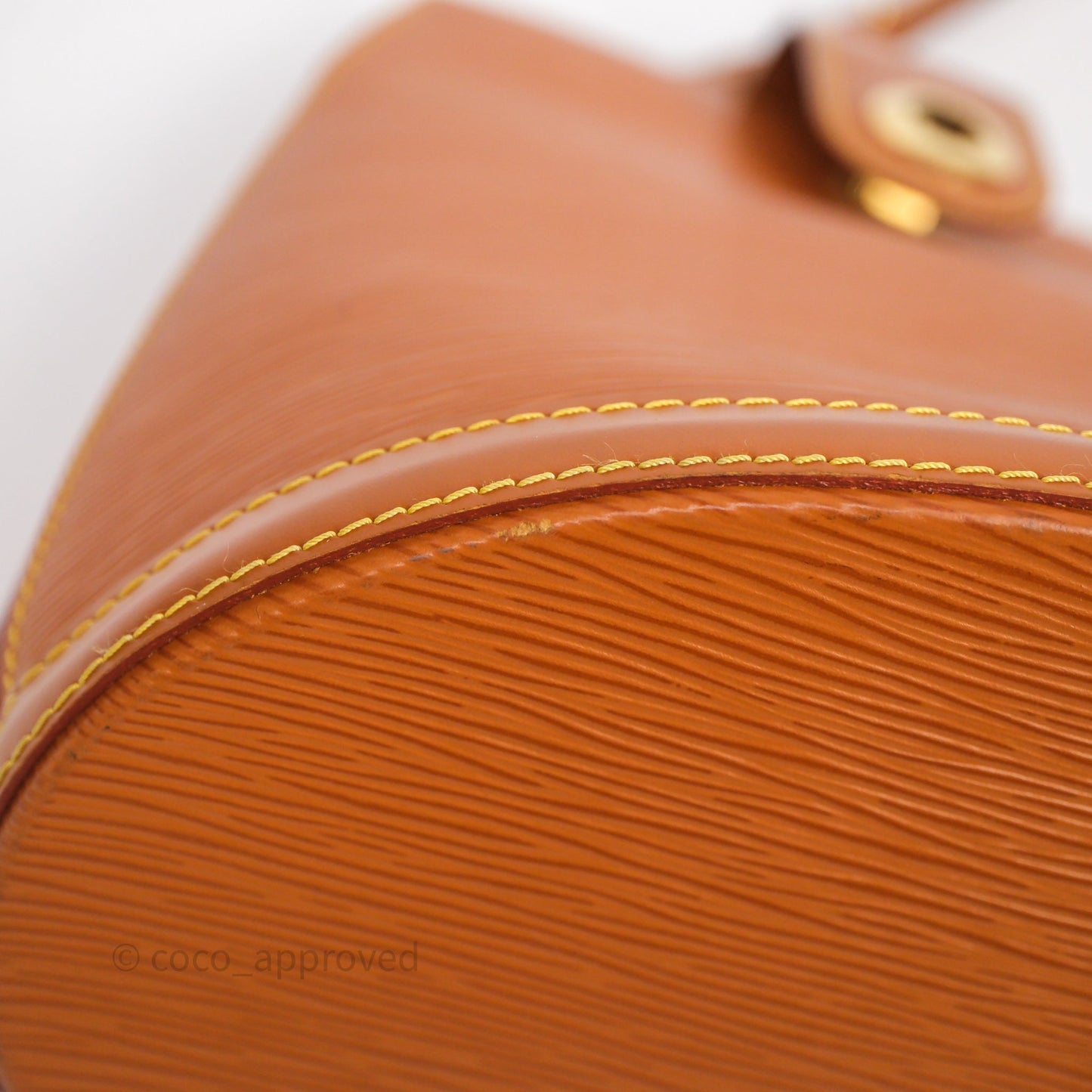 Louis Vuitton Cluny Shoulder Bag Brown Epi