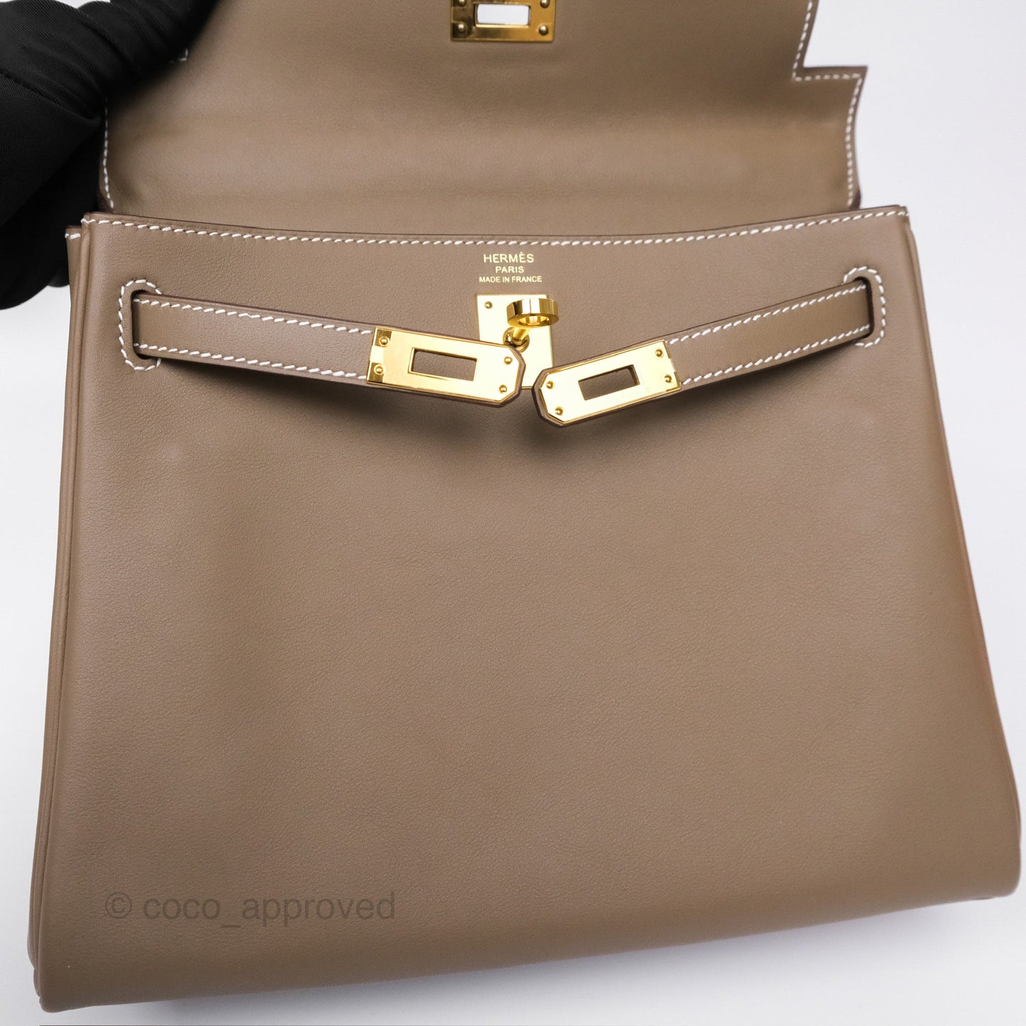 Hermès Retourne Kelly 25 Etoupe 18 Swift Gold Hardware