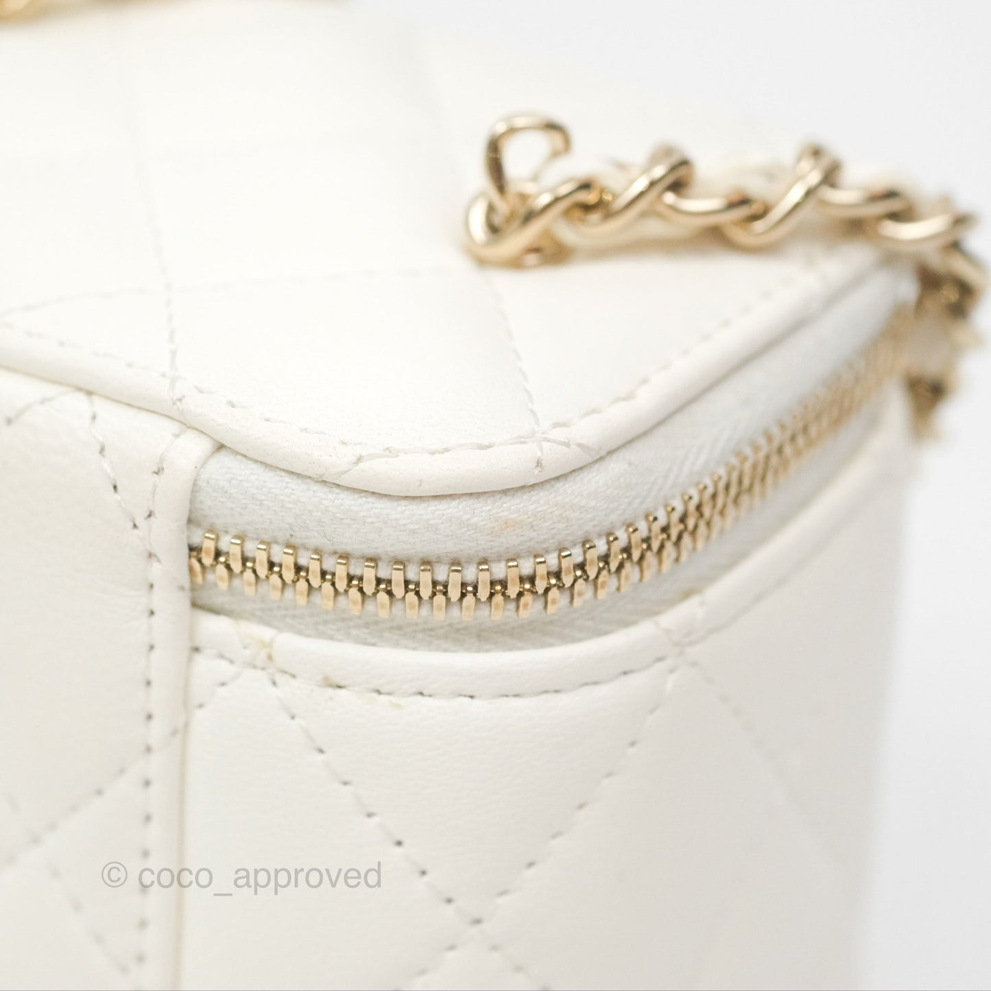 Chanel Mini Ball Crush Vanity With Chain White Lambskin Gold Hardware