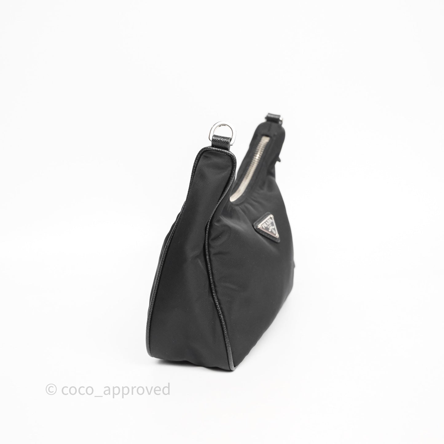 Prada Nylon Re-Edition 2005 Shoulder Bag Black