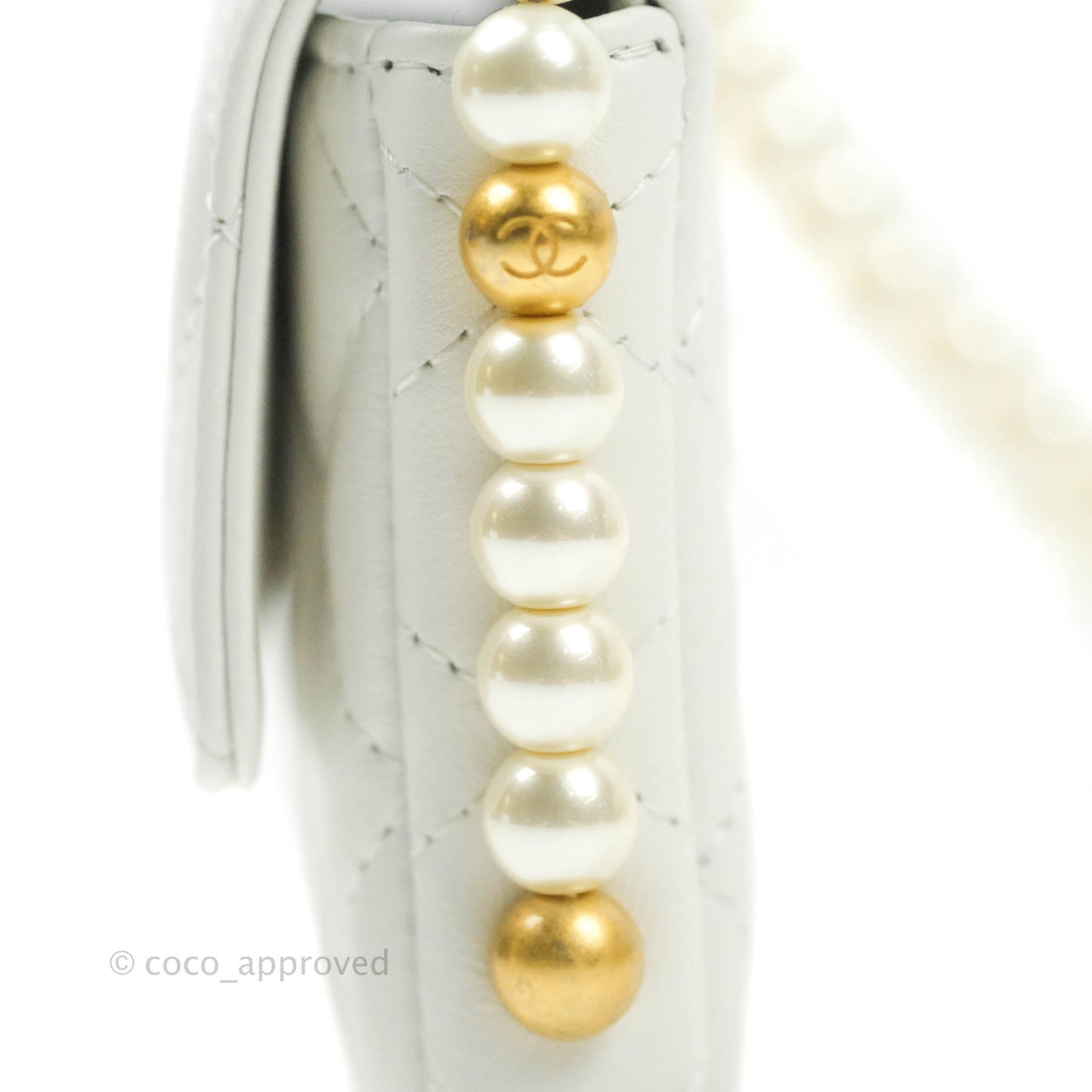 Chanel Flap Card Holder With Pearl Chain White Calfskin Aged Gold Hardware
