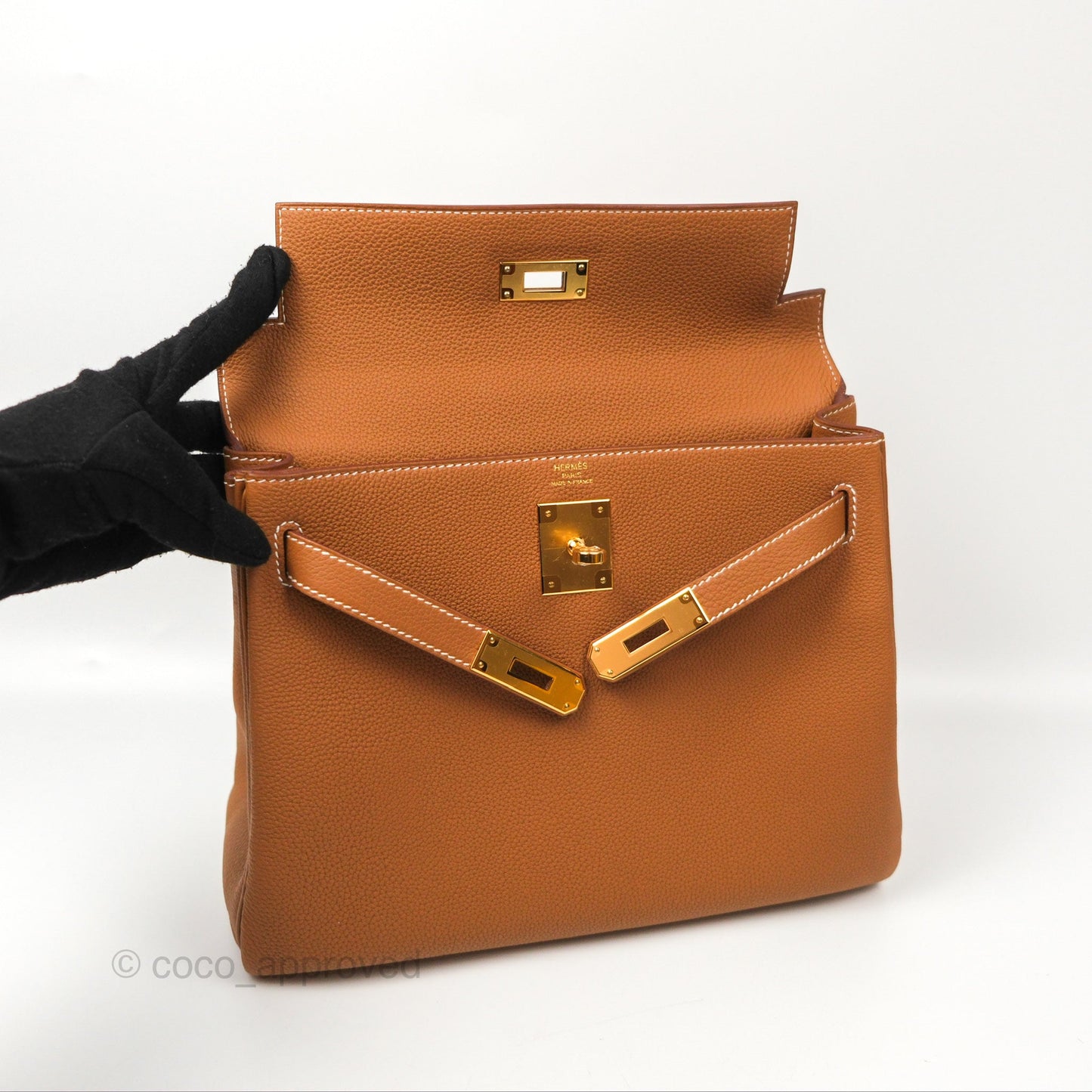 Hermès Retourne Kelly 28 Gold Togo Gold Hardware