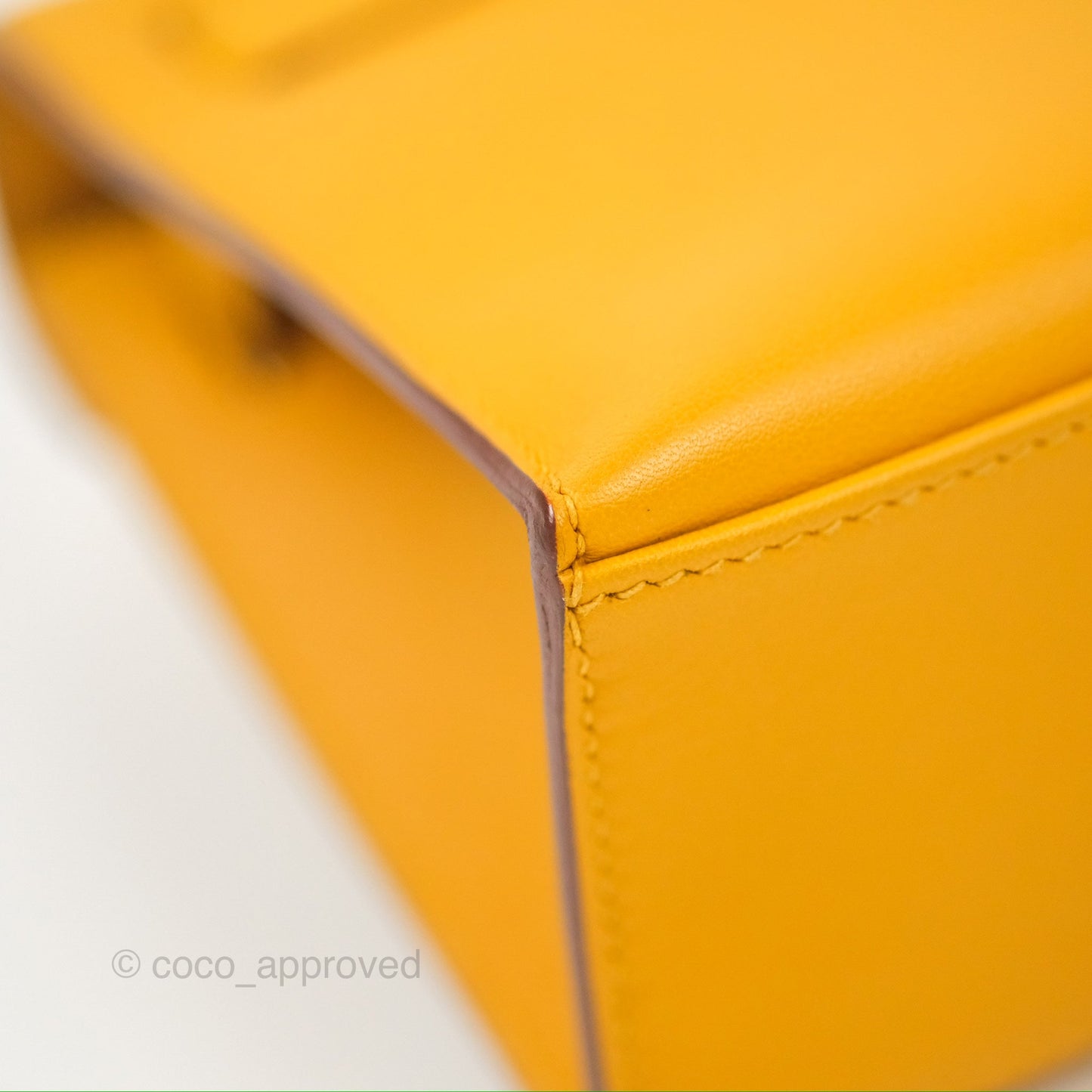Hermès Kelly Mini Pochette Jaune Ambre Swift Gold Hardware