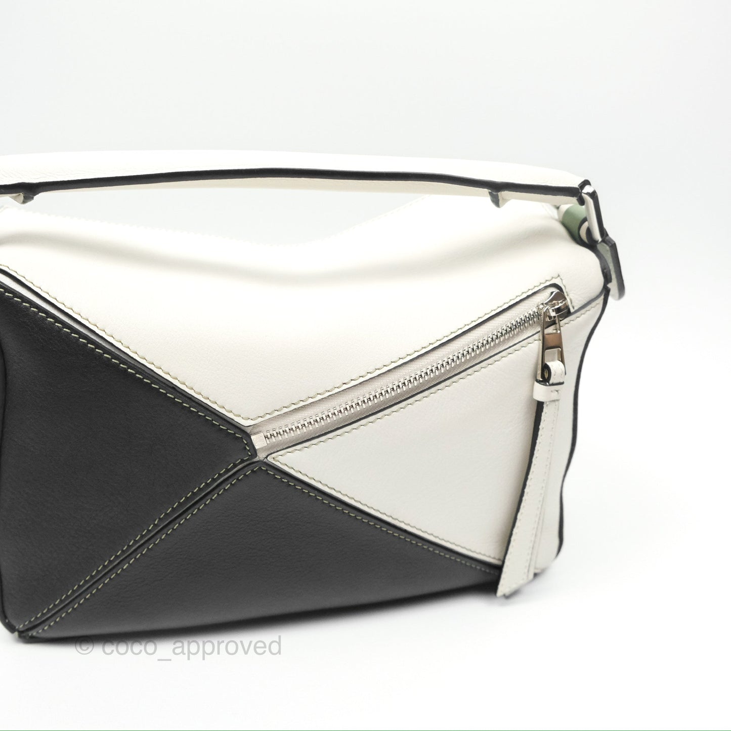 Loewe Small Puzzle Bag Soft White/ Rosemary Calfskin Silver Hardware
