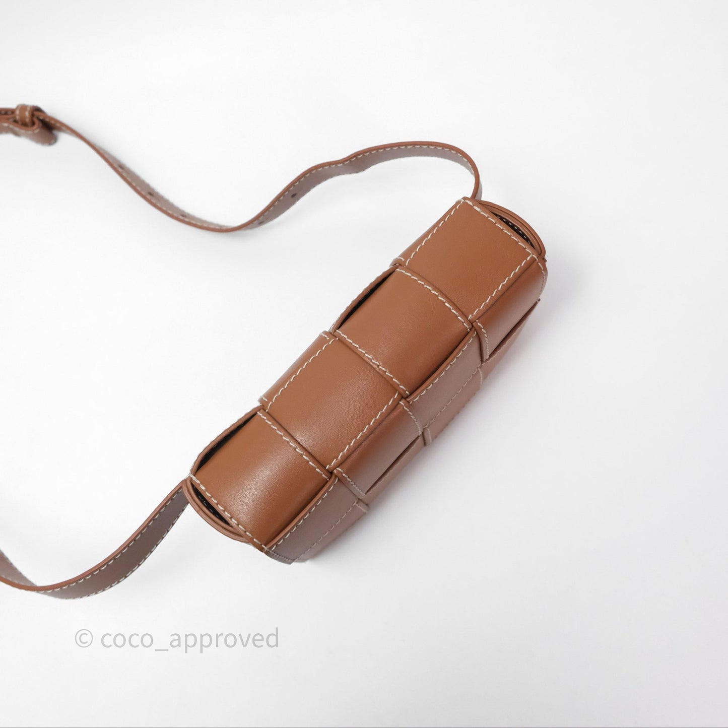 Bottega Veneta Cassette Belt Bag Intreccio Calfskin Wood/ Natural