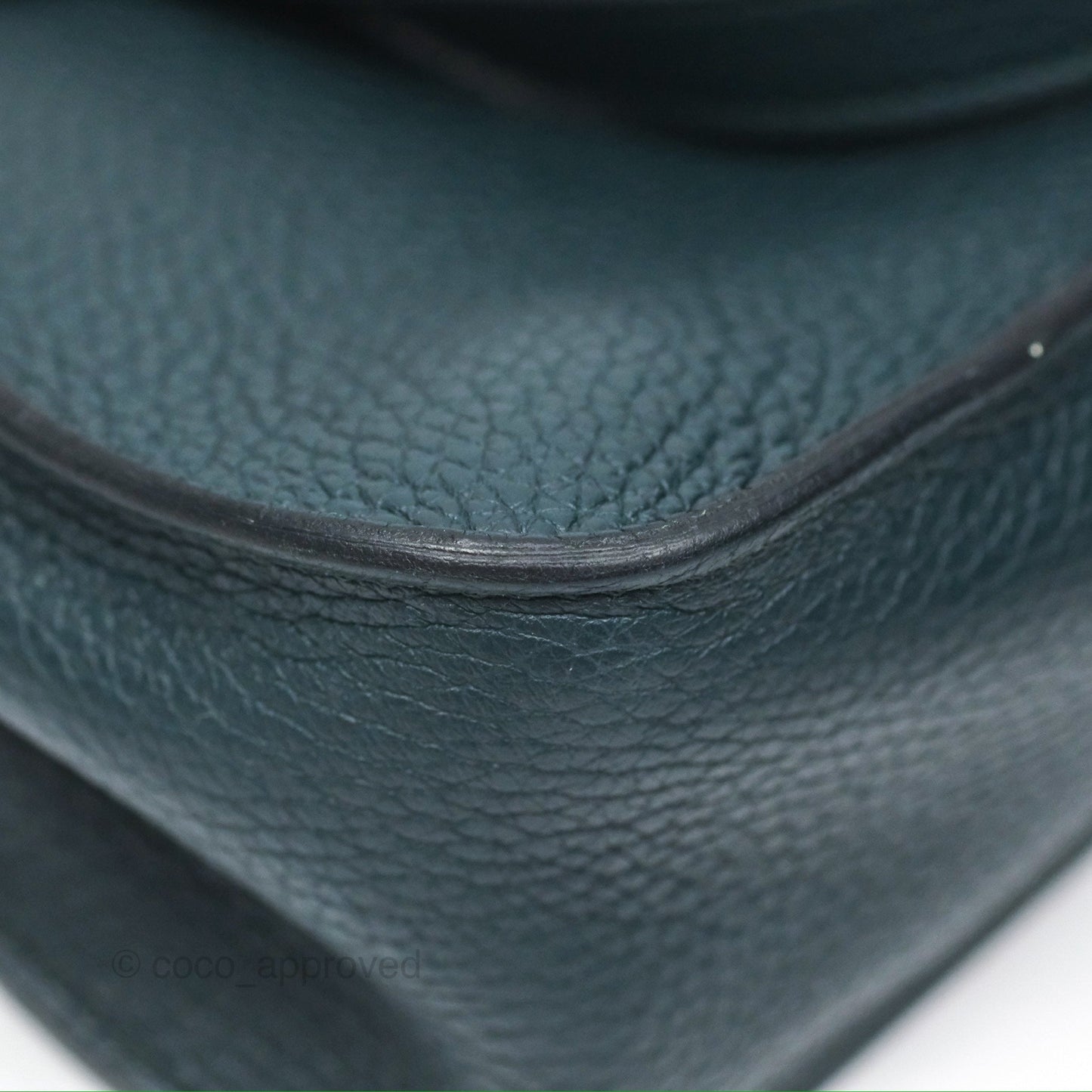 Hermès Halzan 25 Taurillon Clemence 60 Vert Cypres Gold Hardware