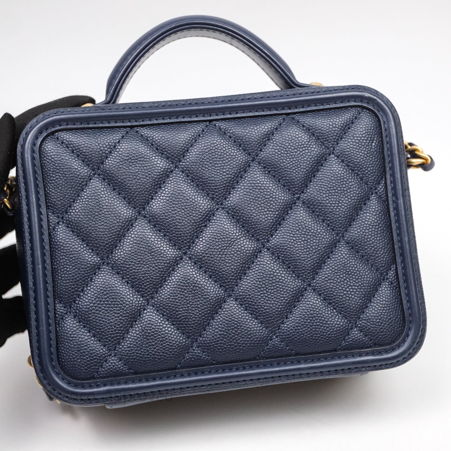 Chanel Quilted Small CC Filigree Vanity Case Navy Caviar Gold Hardware