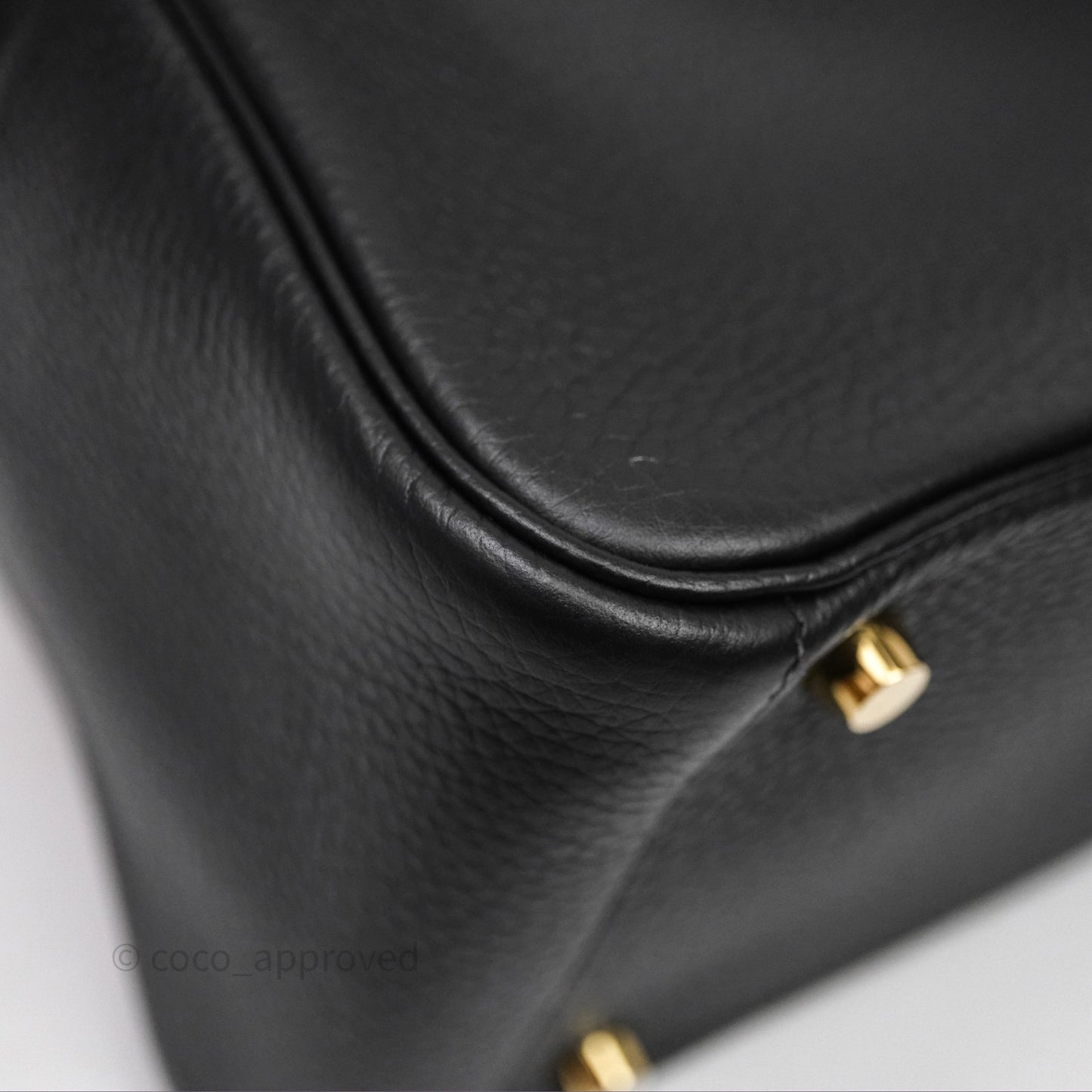 Hermes Lindy 26 Black Noir 89 Clemence Gold Hardware
