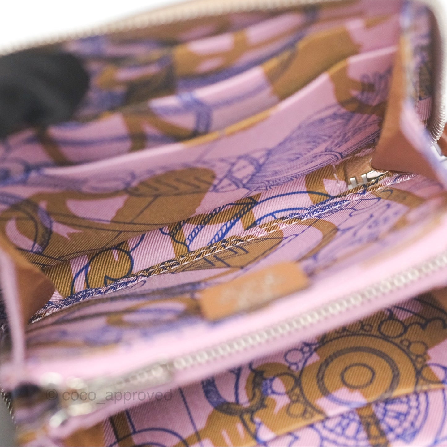 Hermès Silk In Compact Wallet Chai Epsom