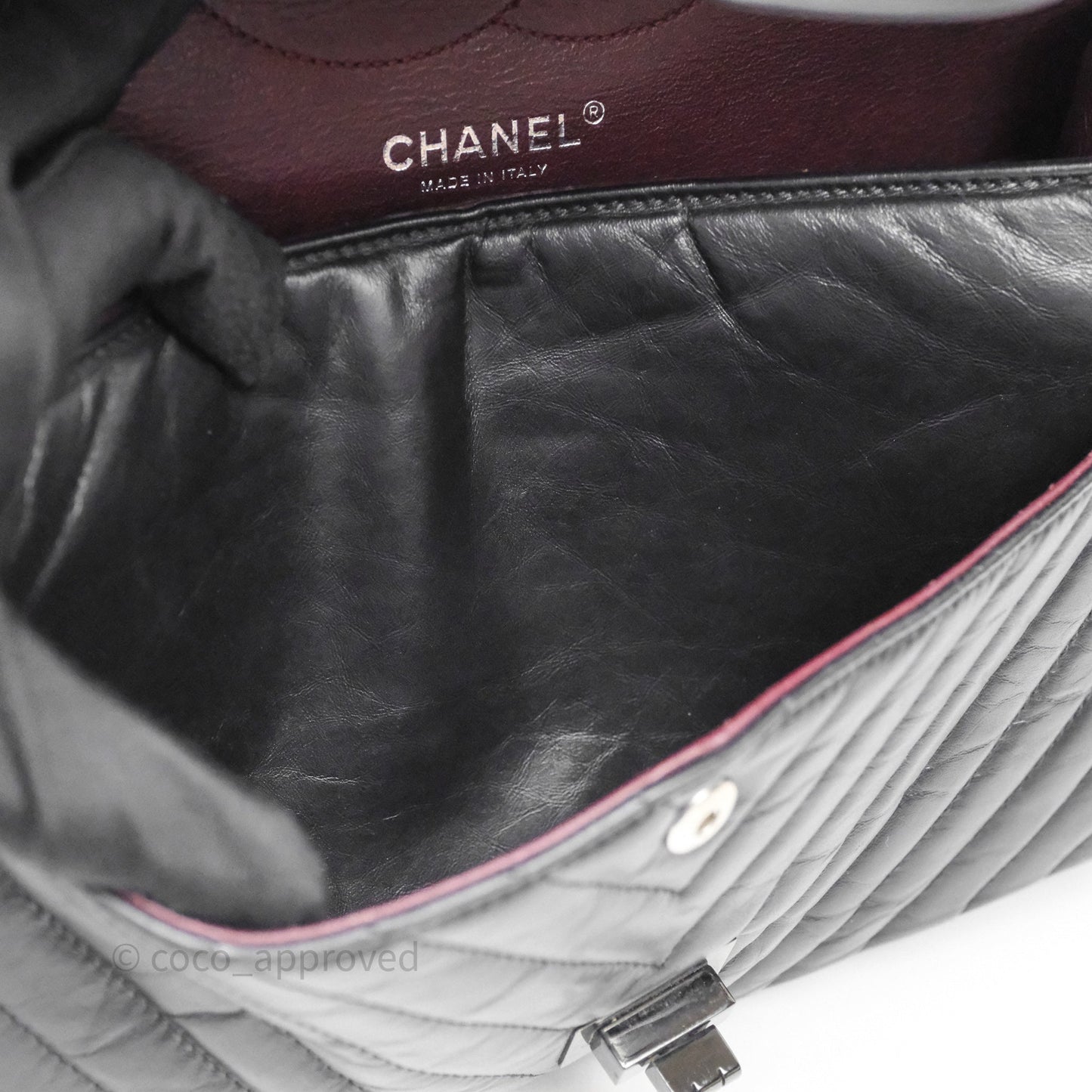 Chanel Reissue Medium 226 Chevron Aged Calfskin So Black