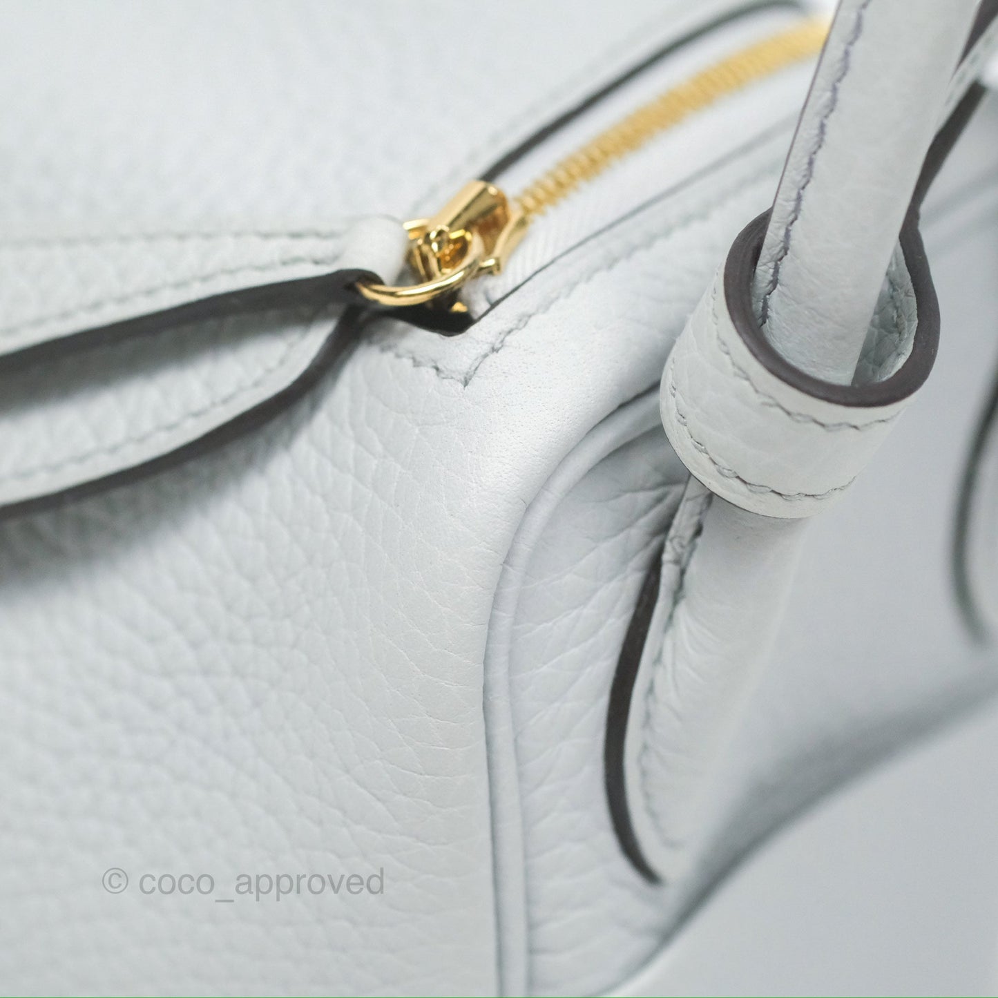 Hermès Mini Lindy 20 Bleu Pale Clemence Gold Hardware